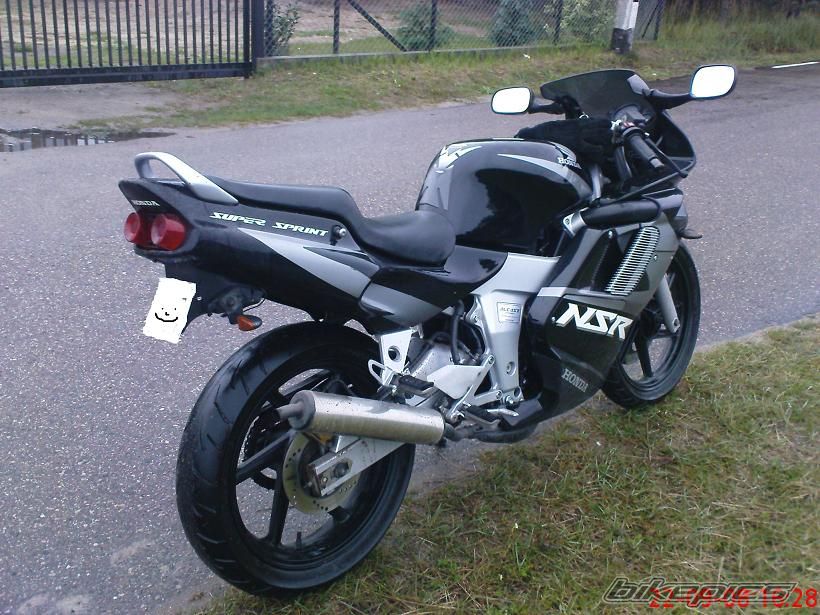 Photo 1442596