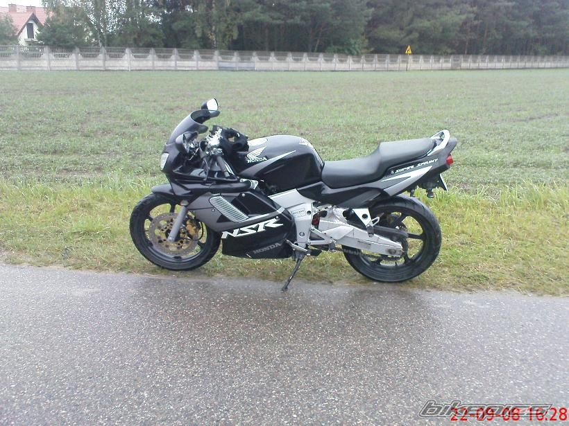 Photo 1442597