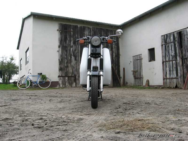 Photo 1442689