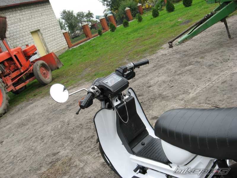 Photo 1442695