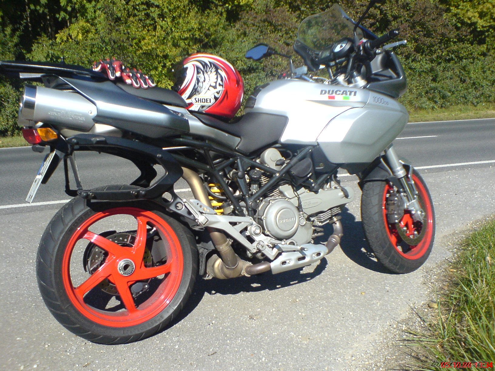 Photo 1442741