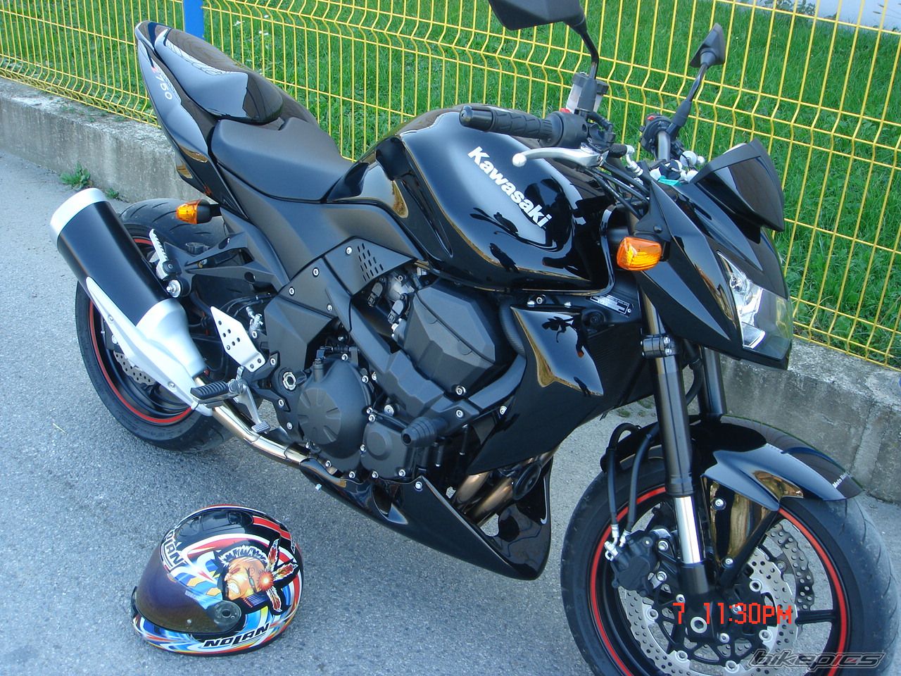 Photo 1442841