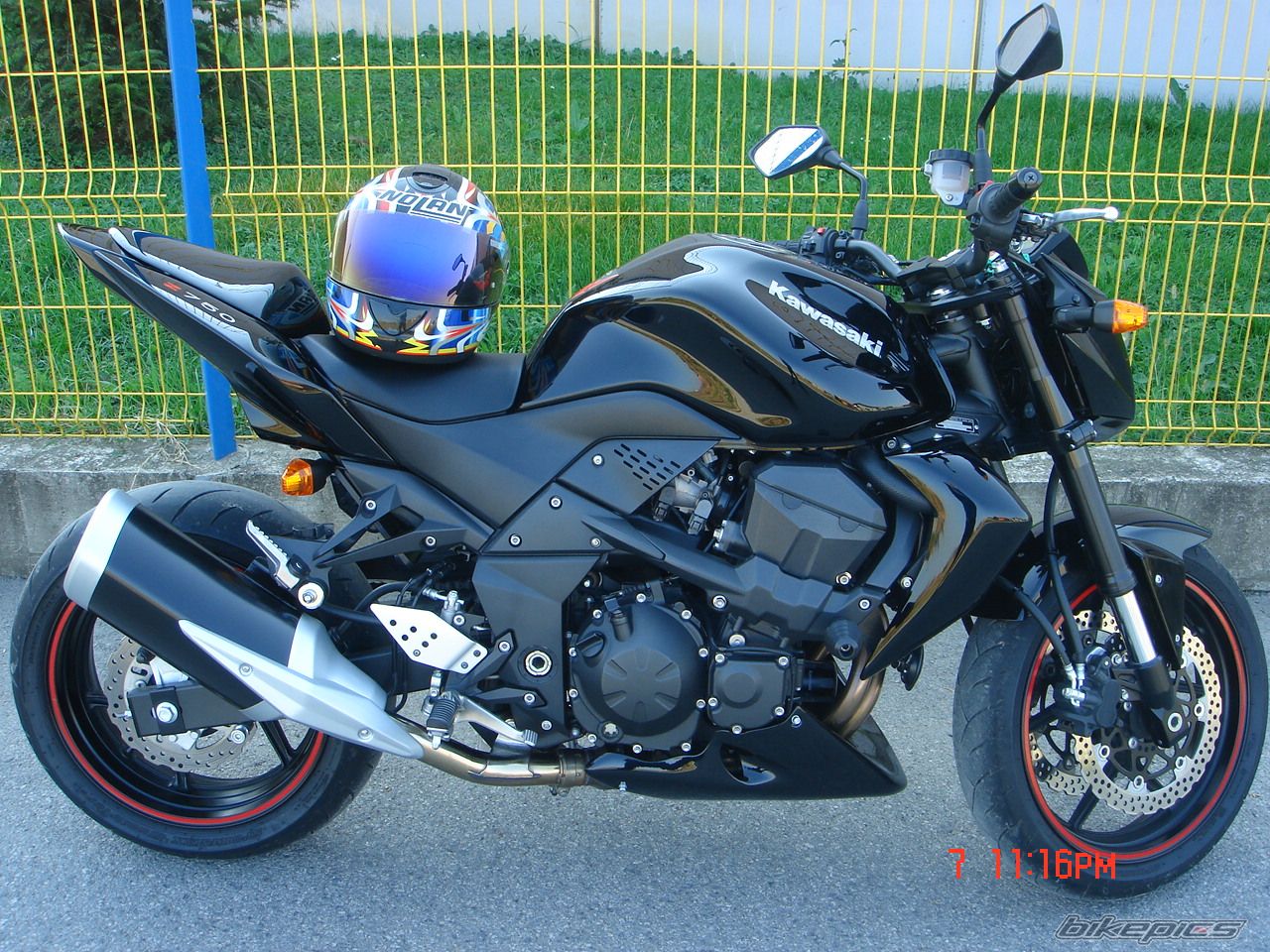 Photo 1442870