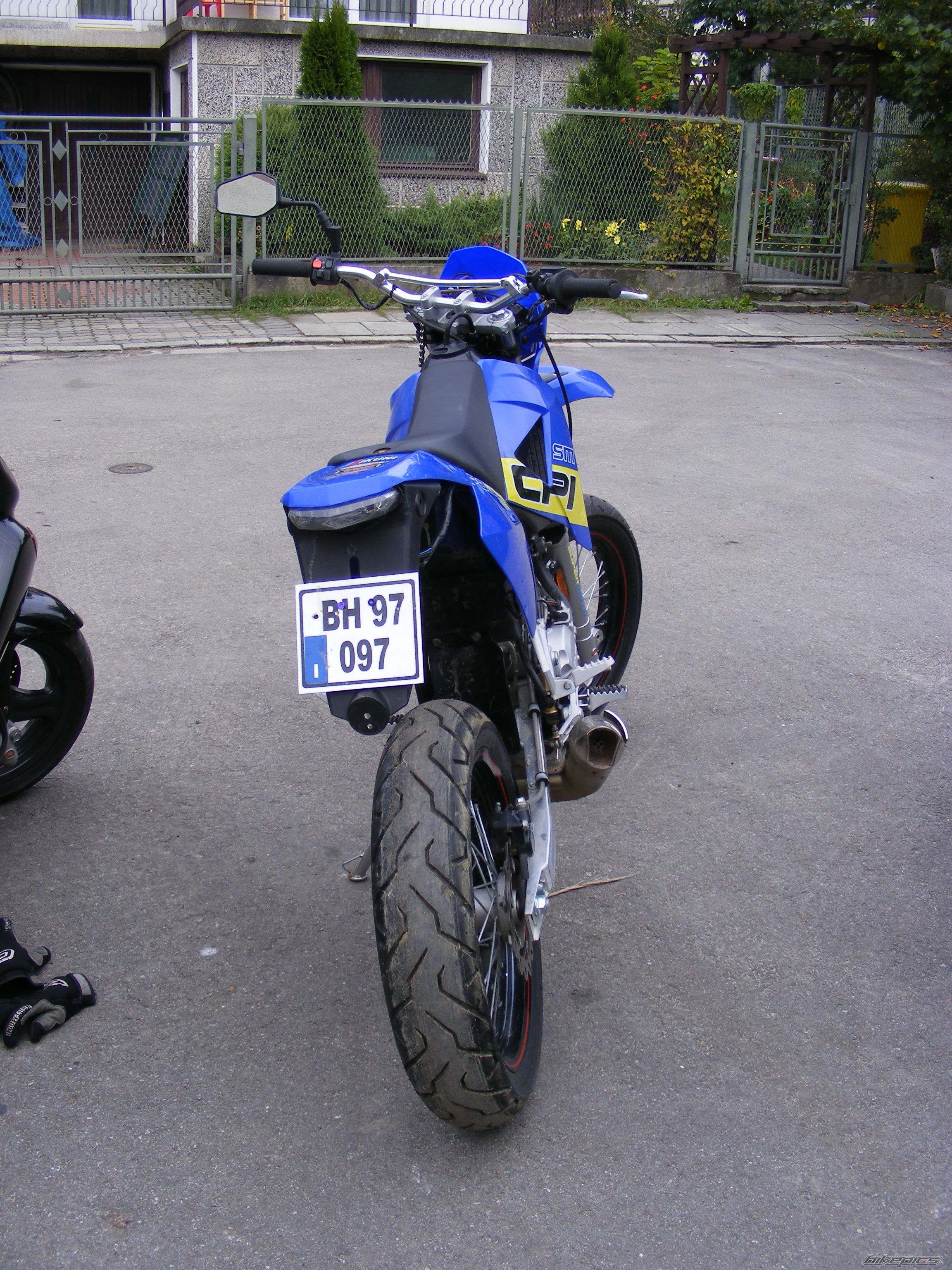 Photo 1442981