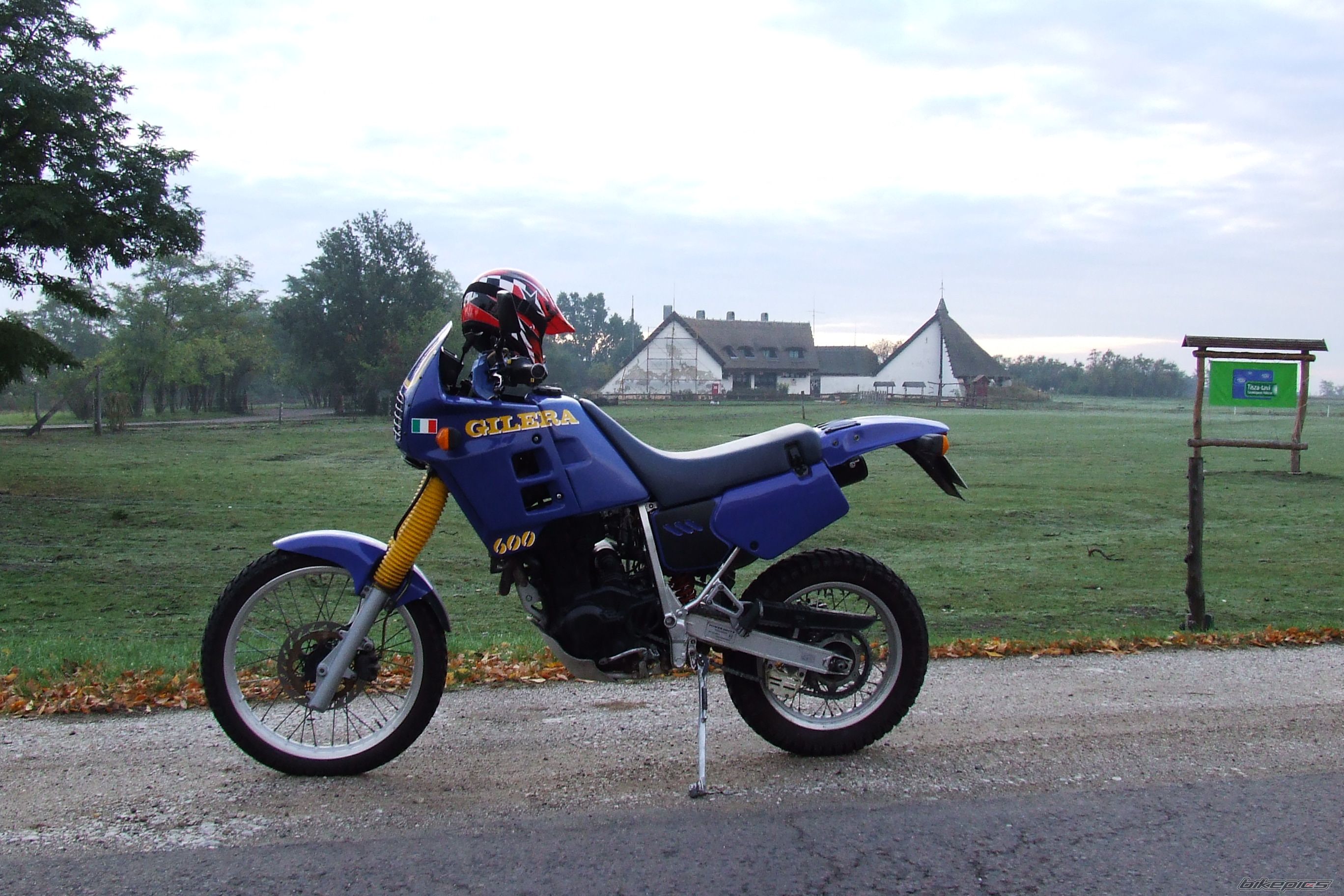 Bike Photo 1442998