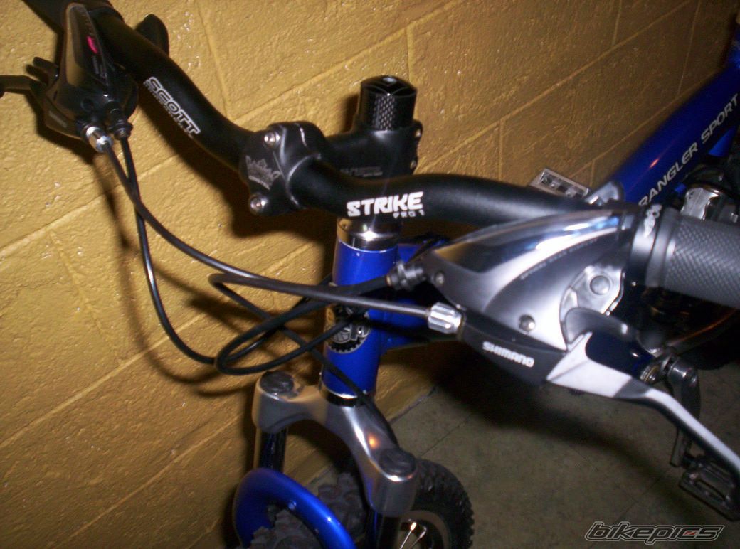 Photo 1443146
