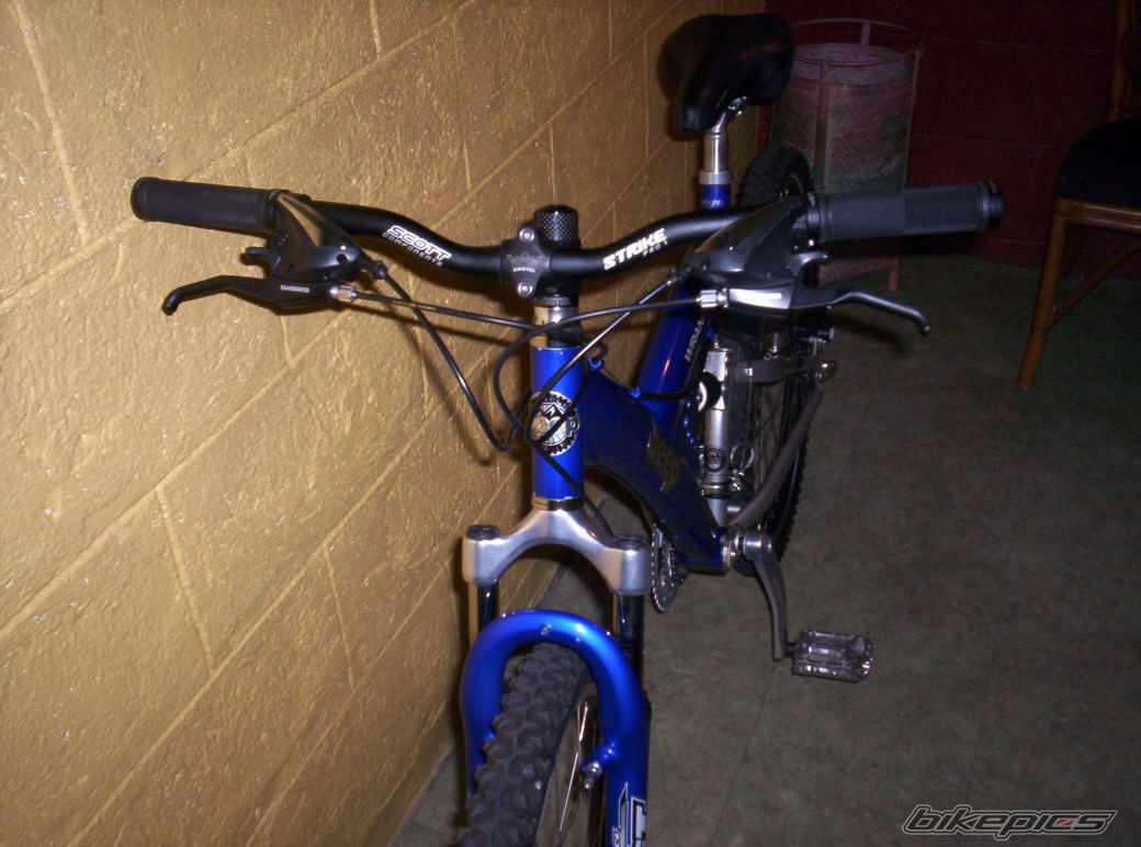 Photo 1443177