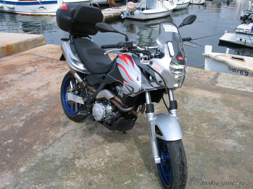 Photo 1443450