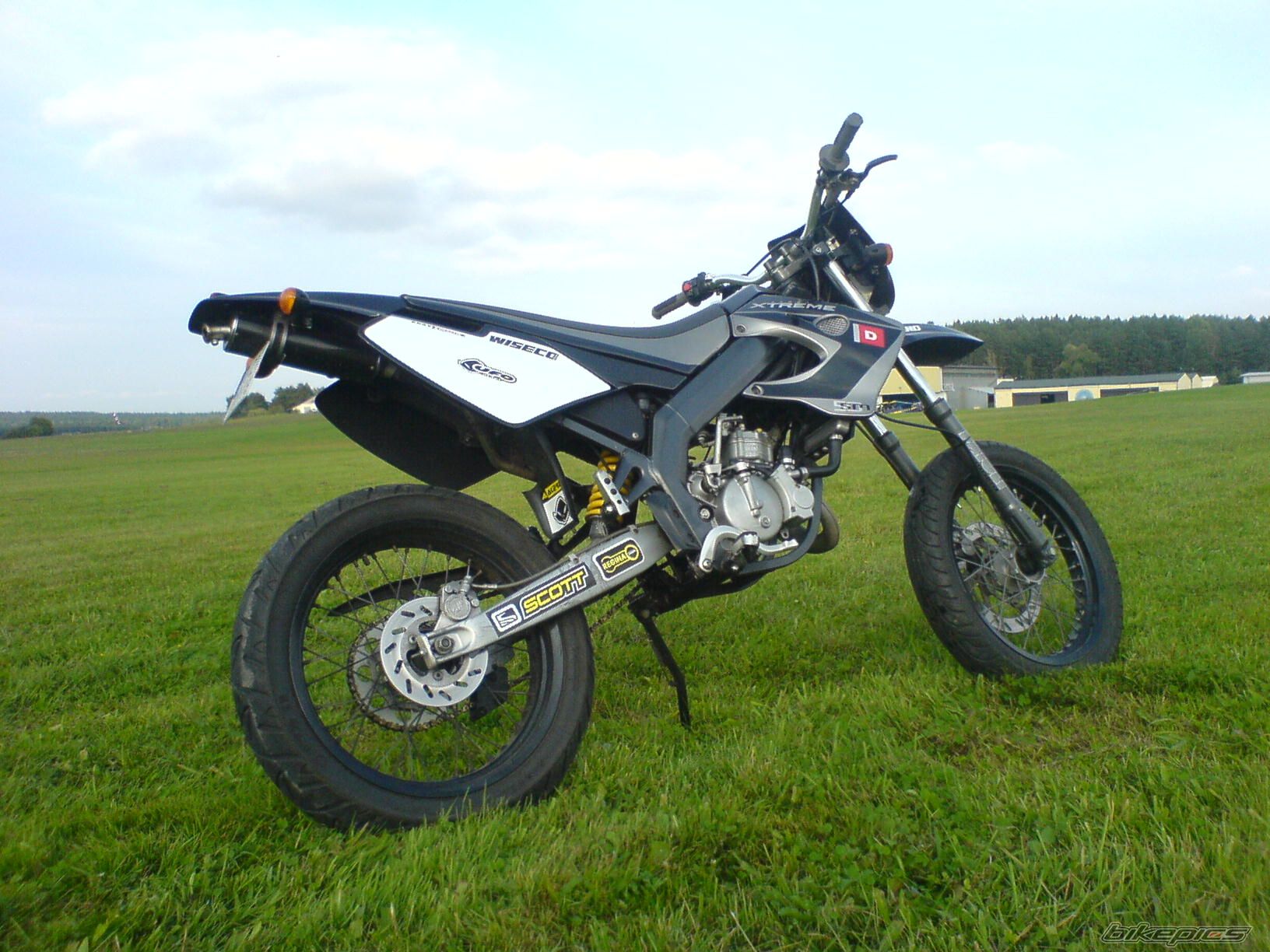 Photo 1443531