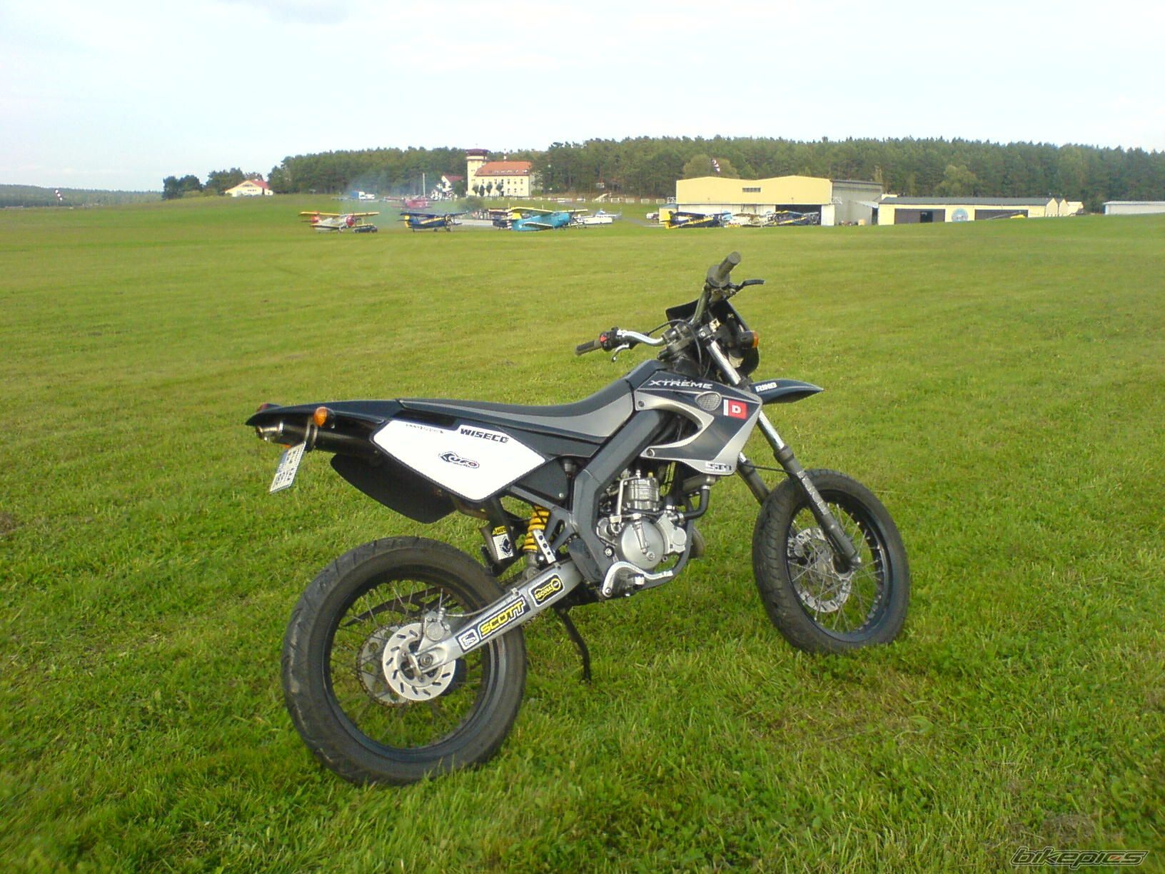 Photo 1443532