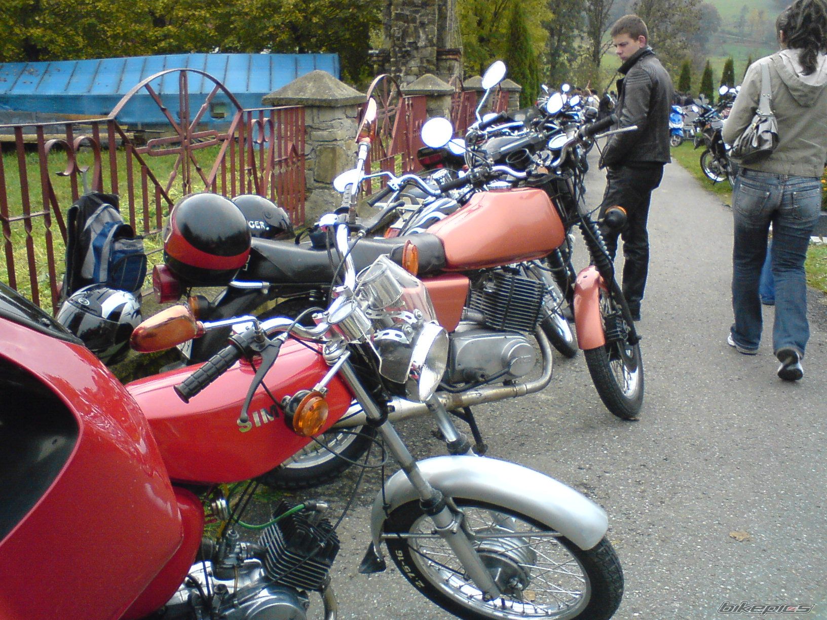 Photo 1443562