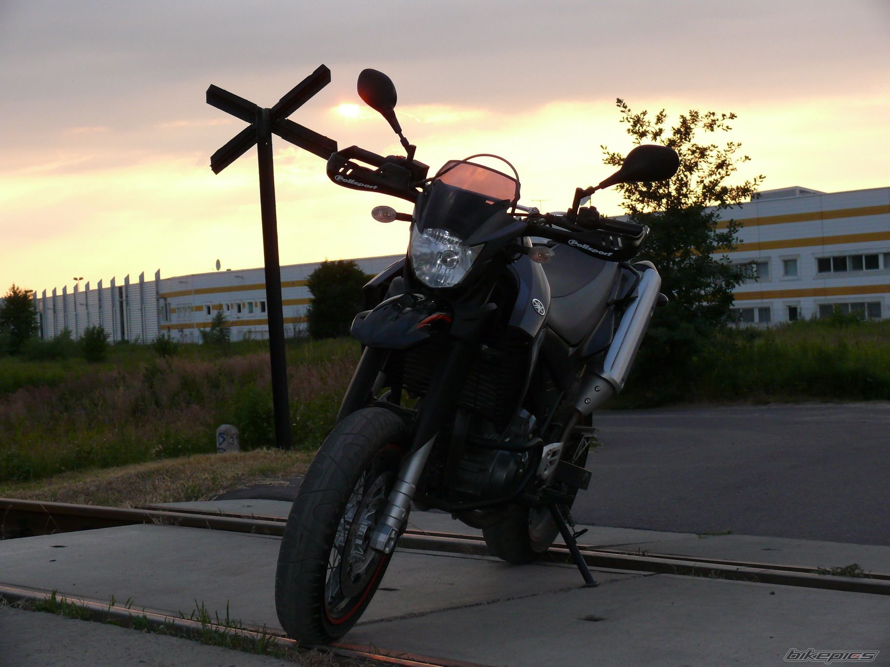 Photo 1443671