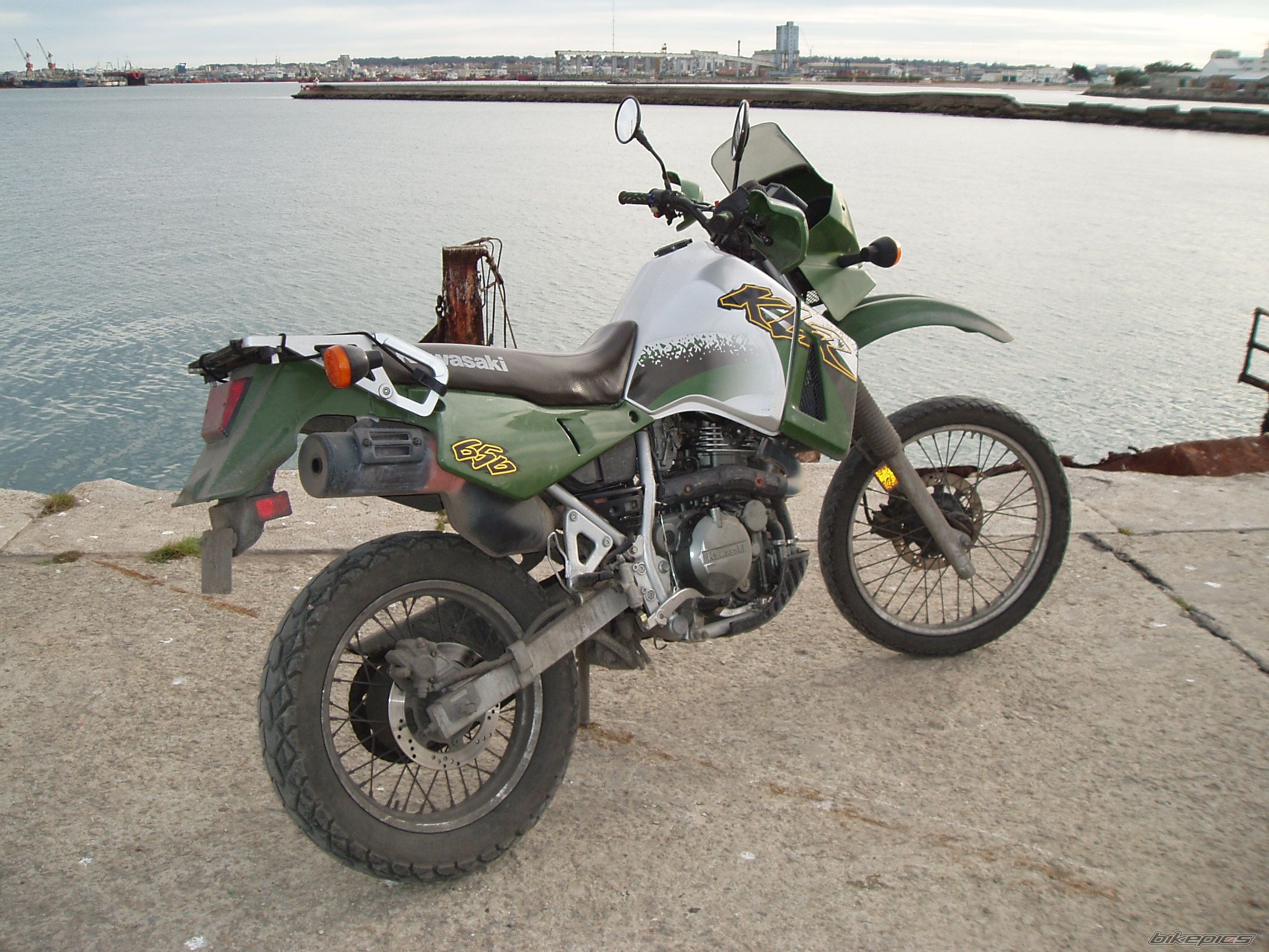 Photo 1443854