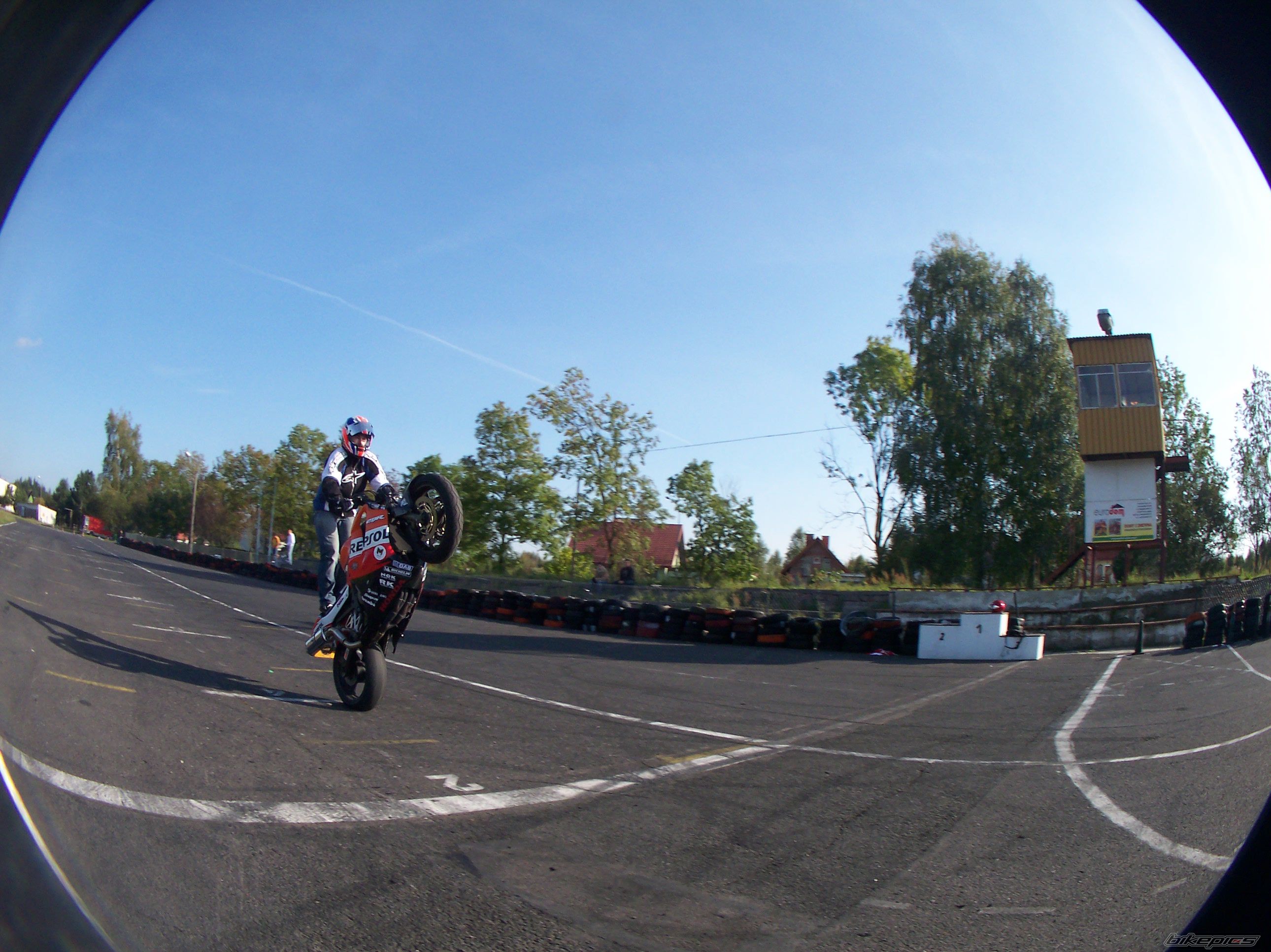 Photo 1444274