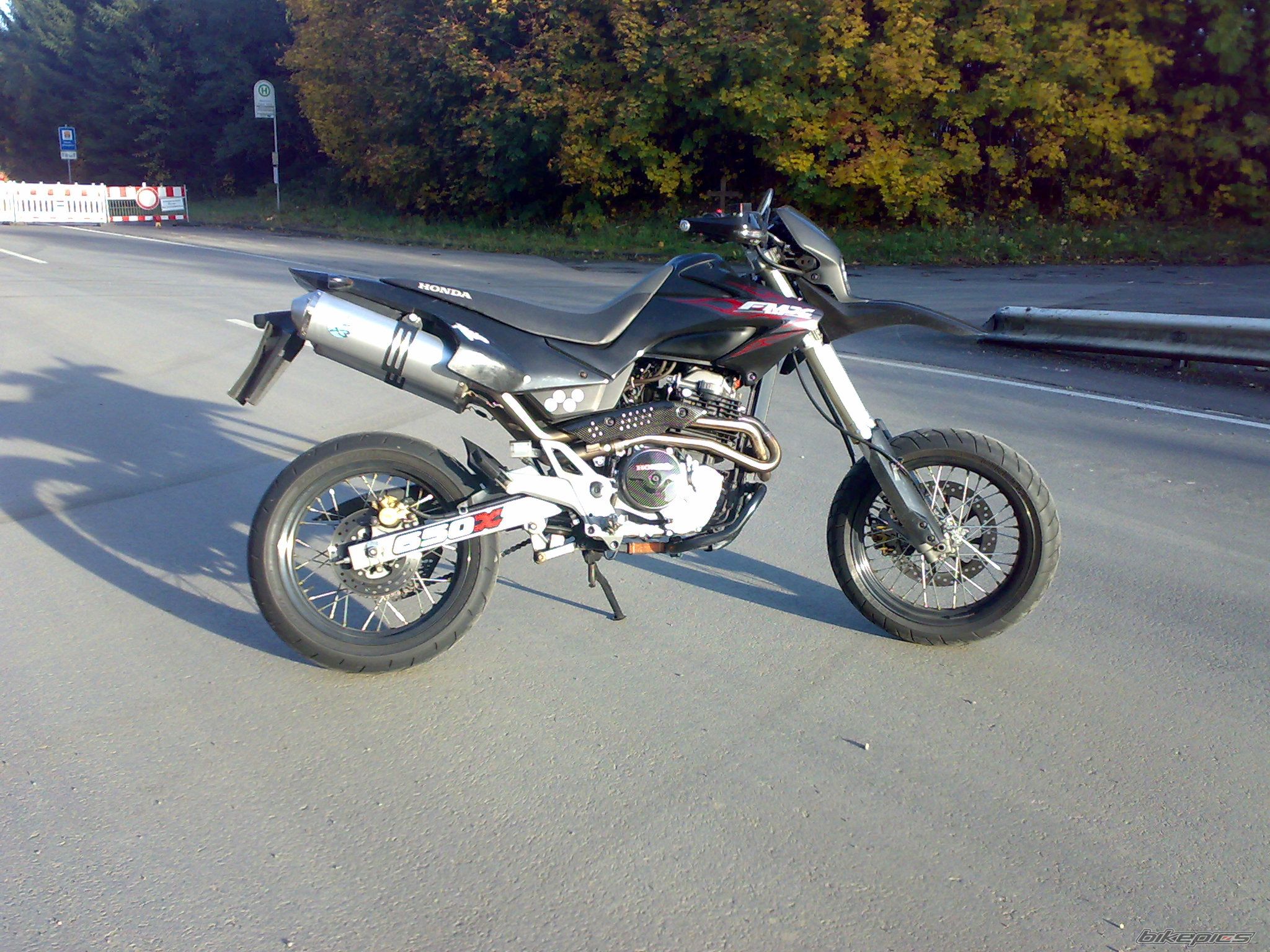 Photo 1444432