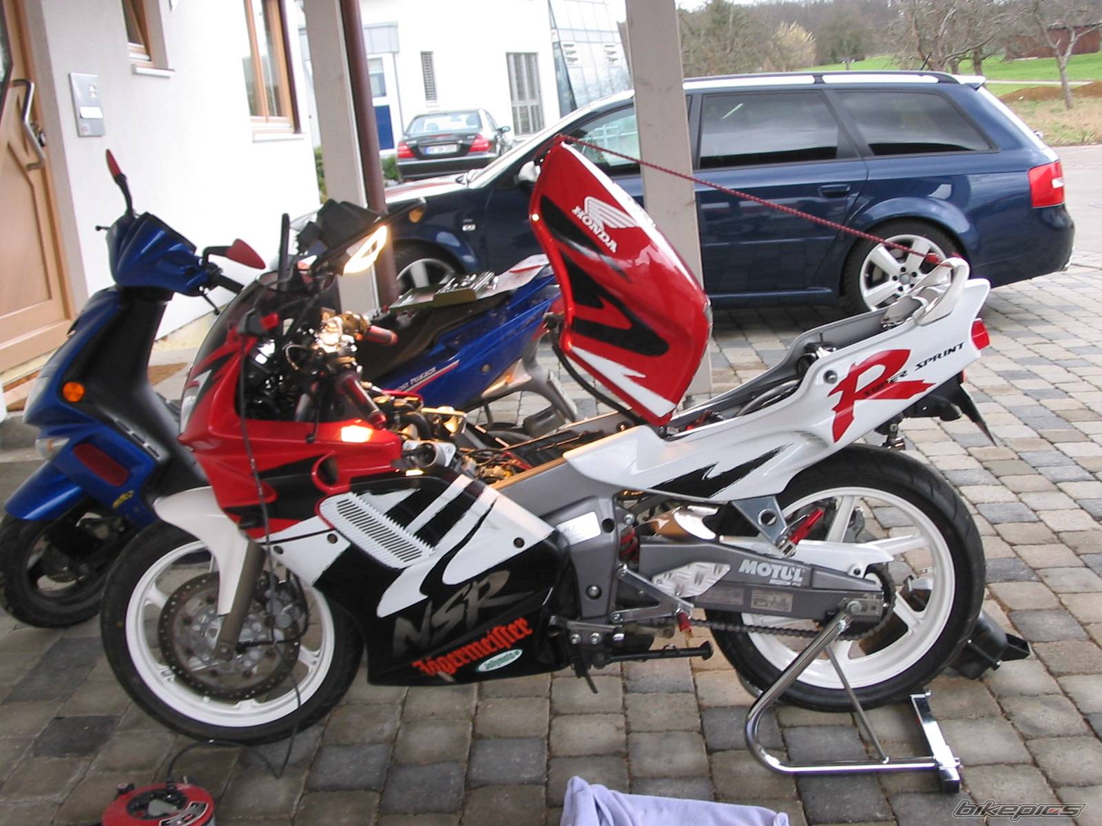 Photo 144456