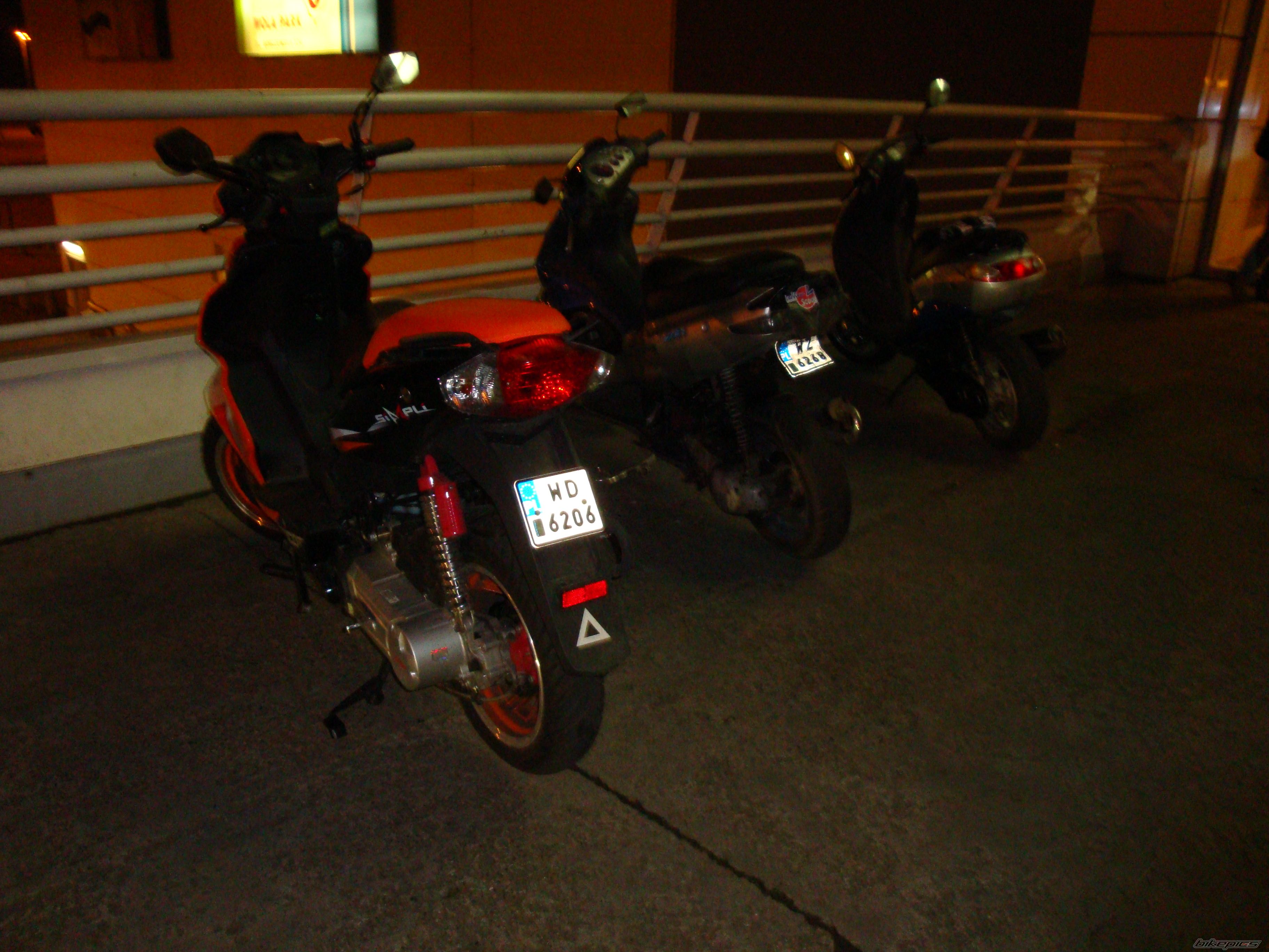 Photo 1444624