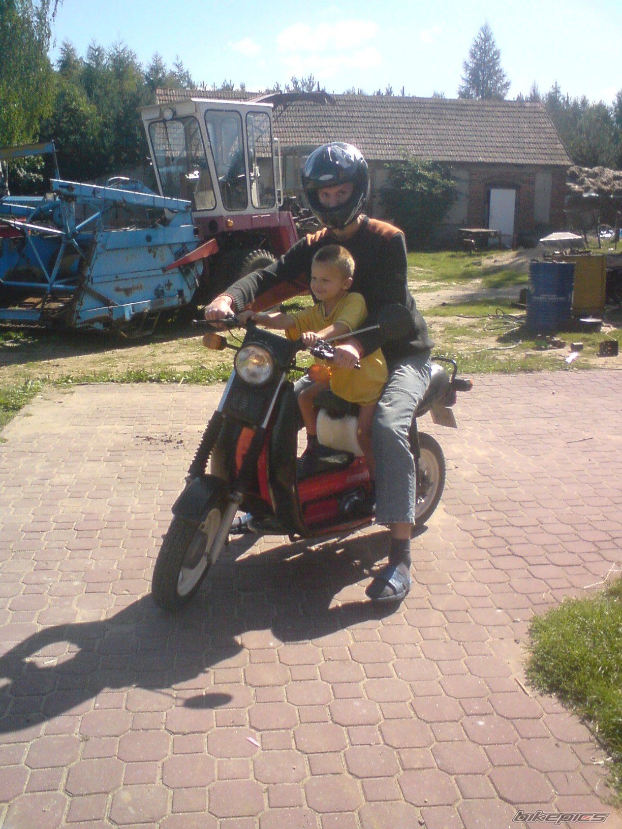 Bike Photo 1445048