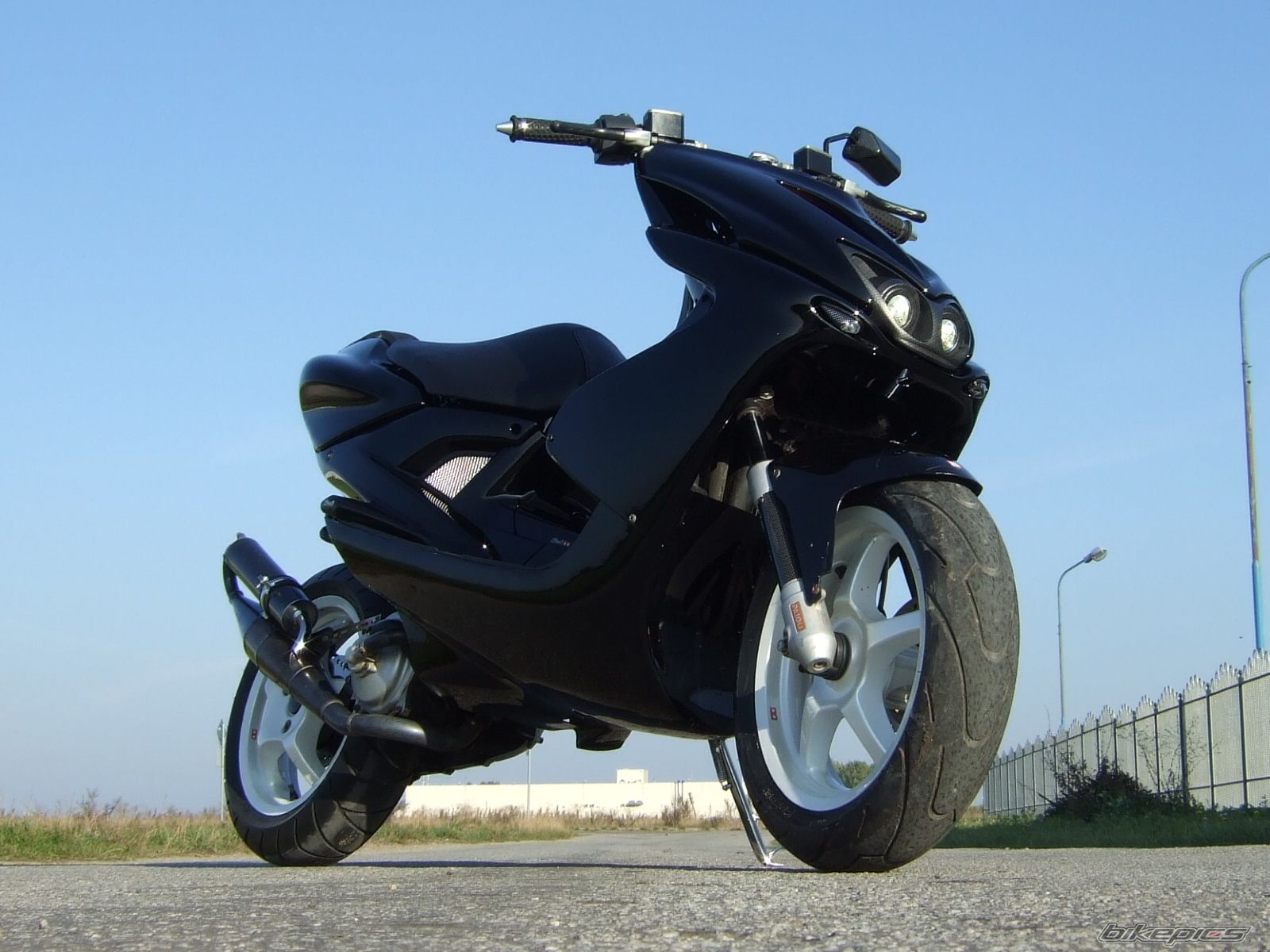 Bike Photo 1445563