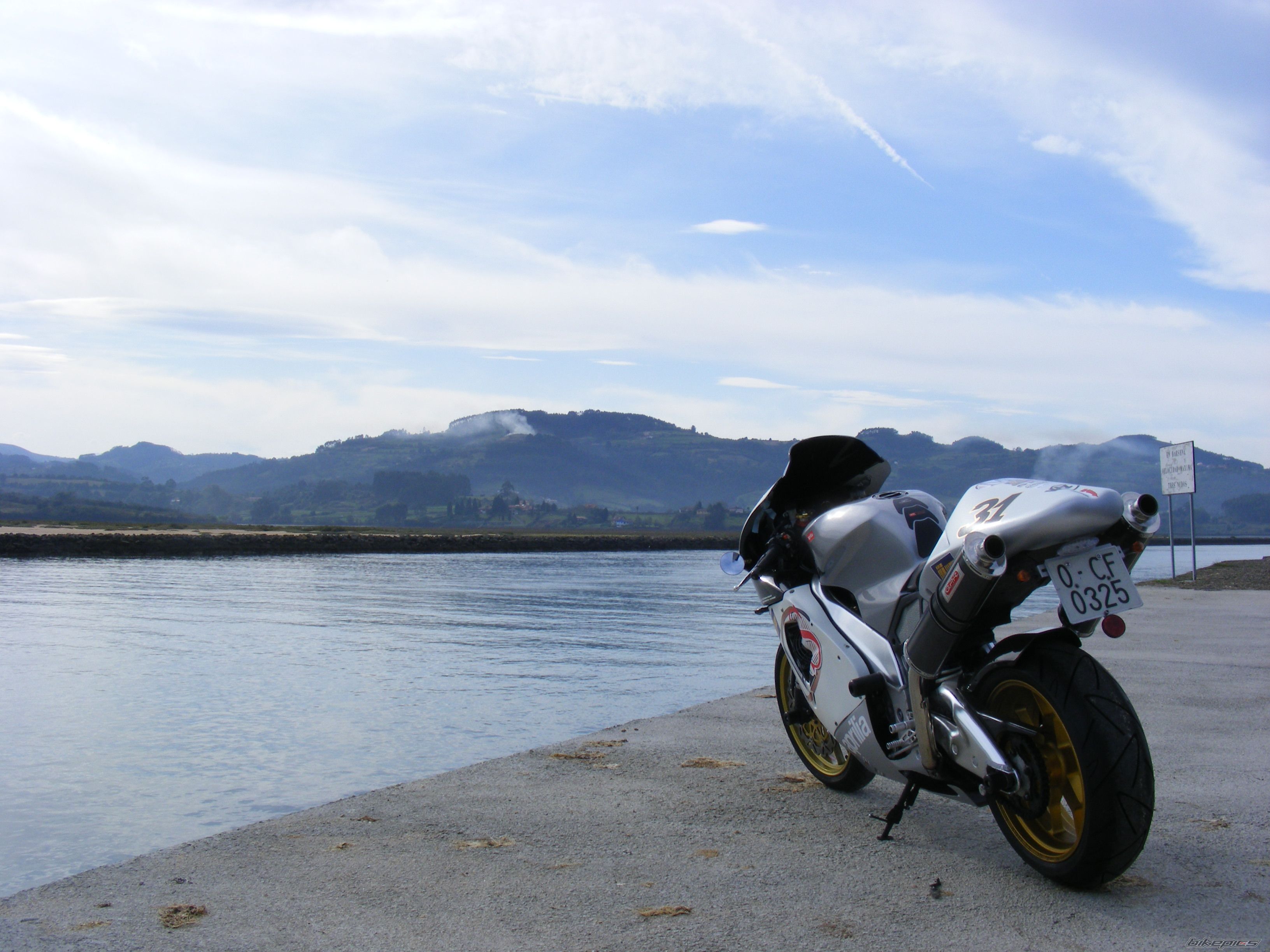 Photo 1445673