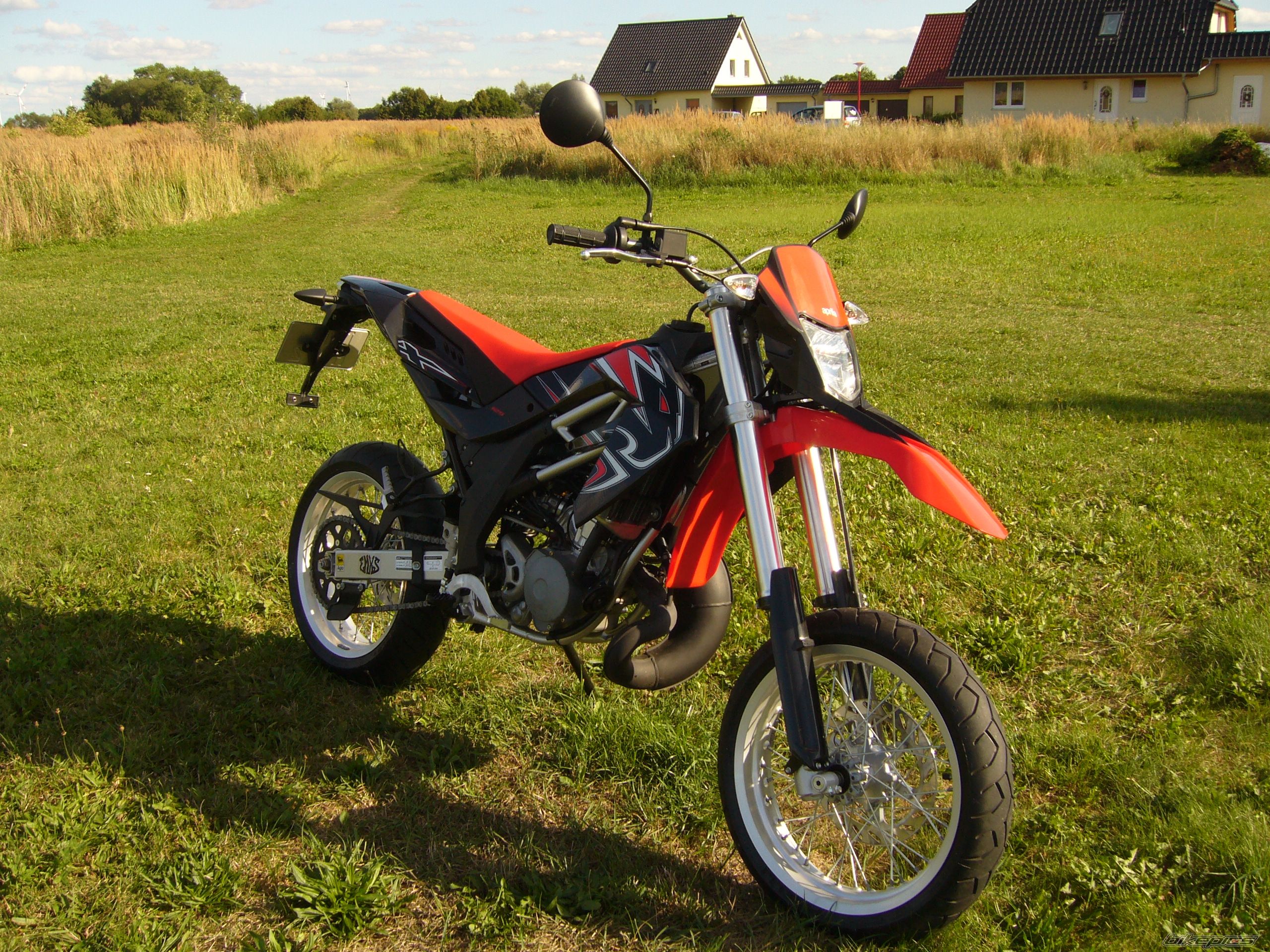 Photo 1445743