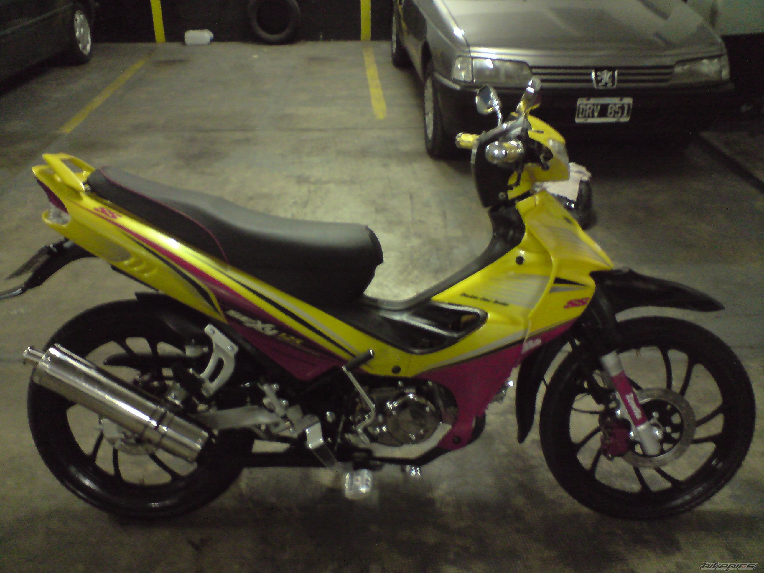 Photo 1445760