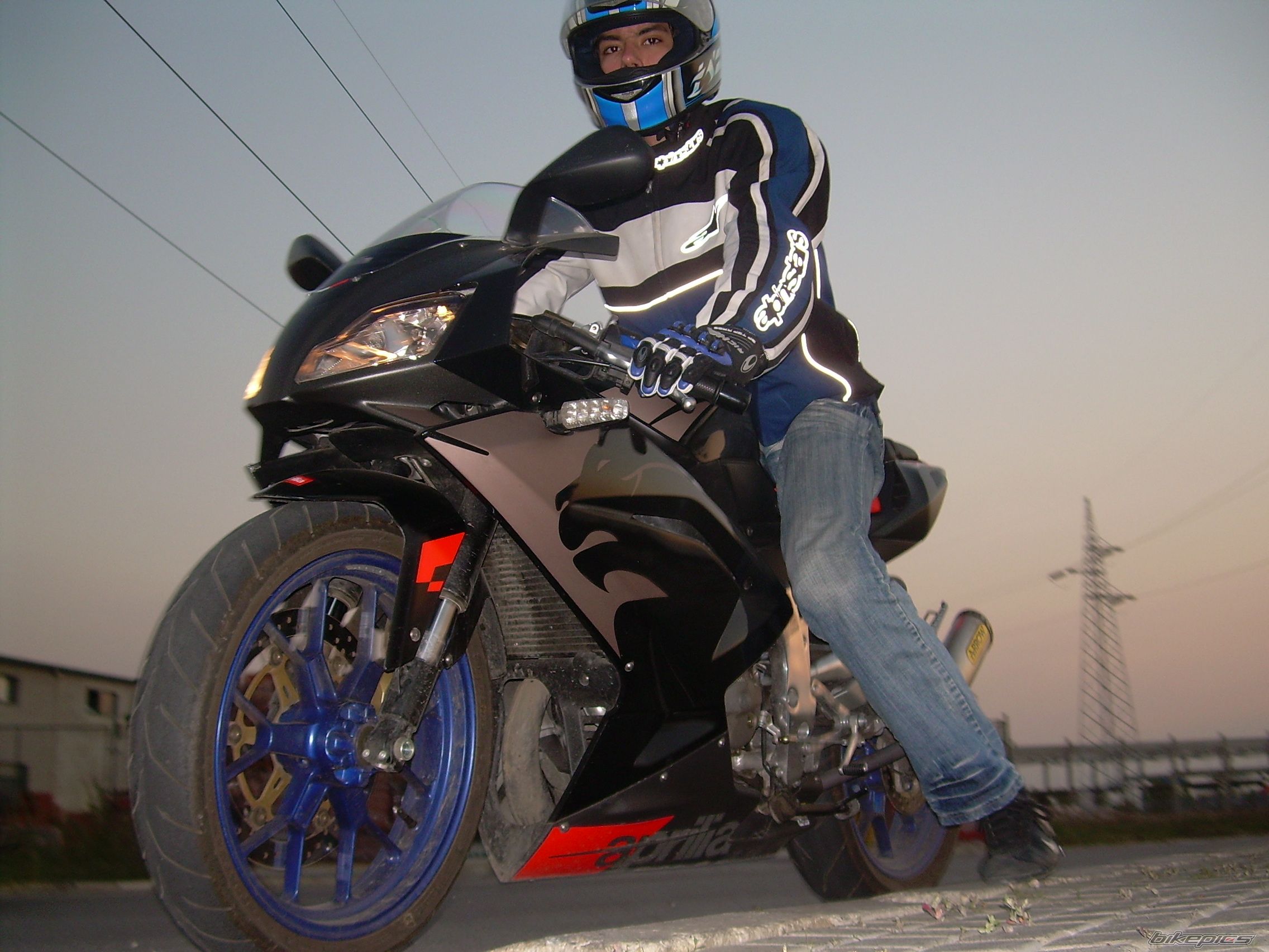 Bike Photo 1446411