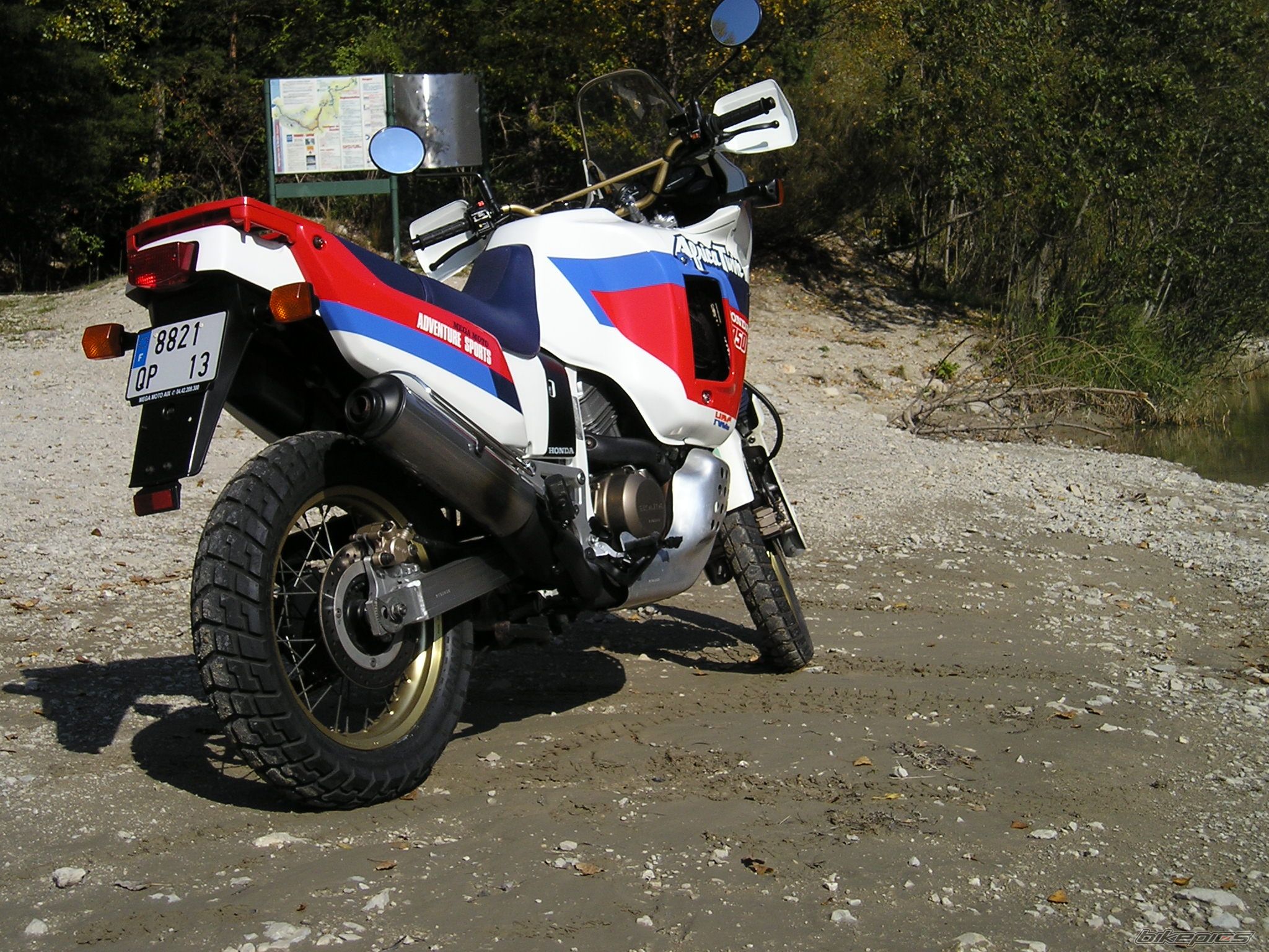 Photo 1447158