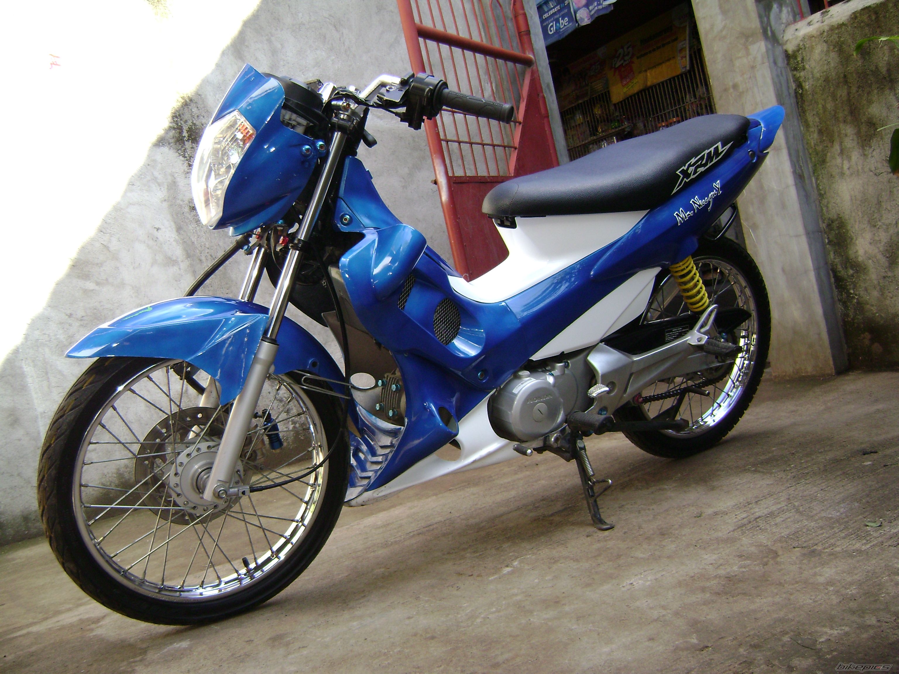 Photo 1447624