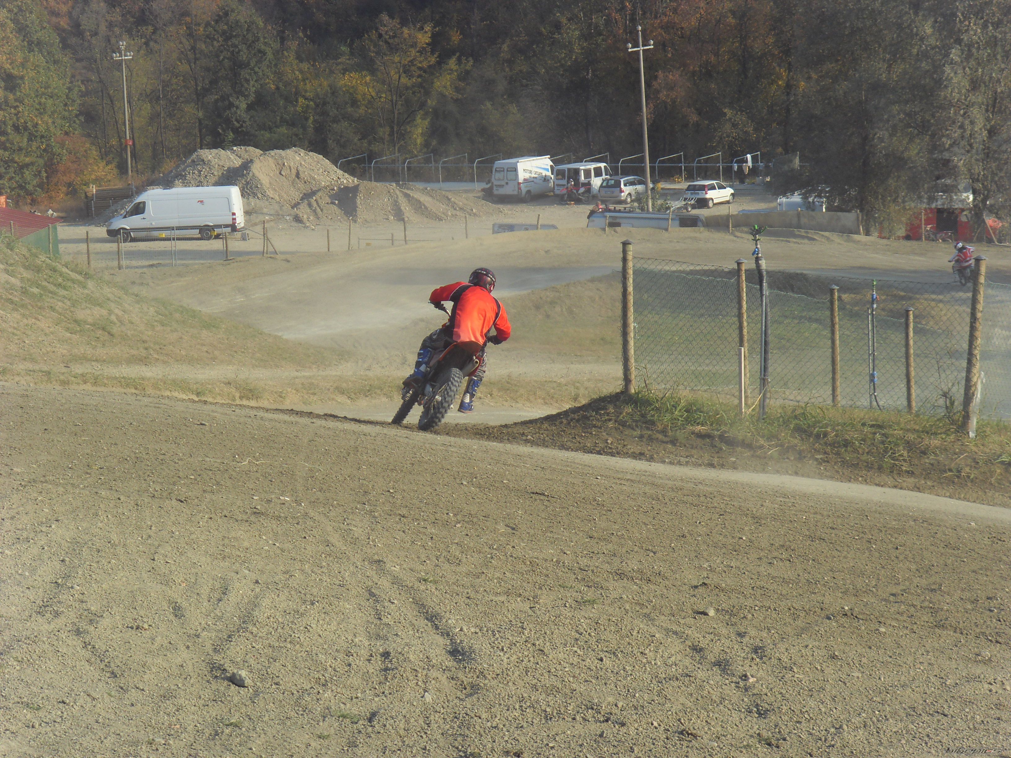 Photo 1447939