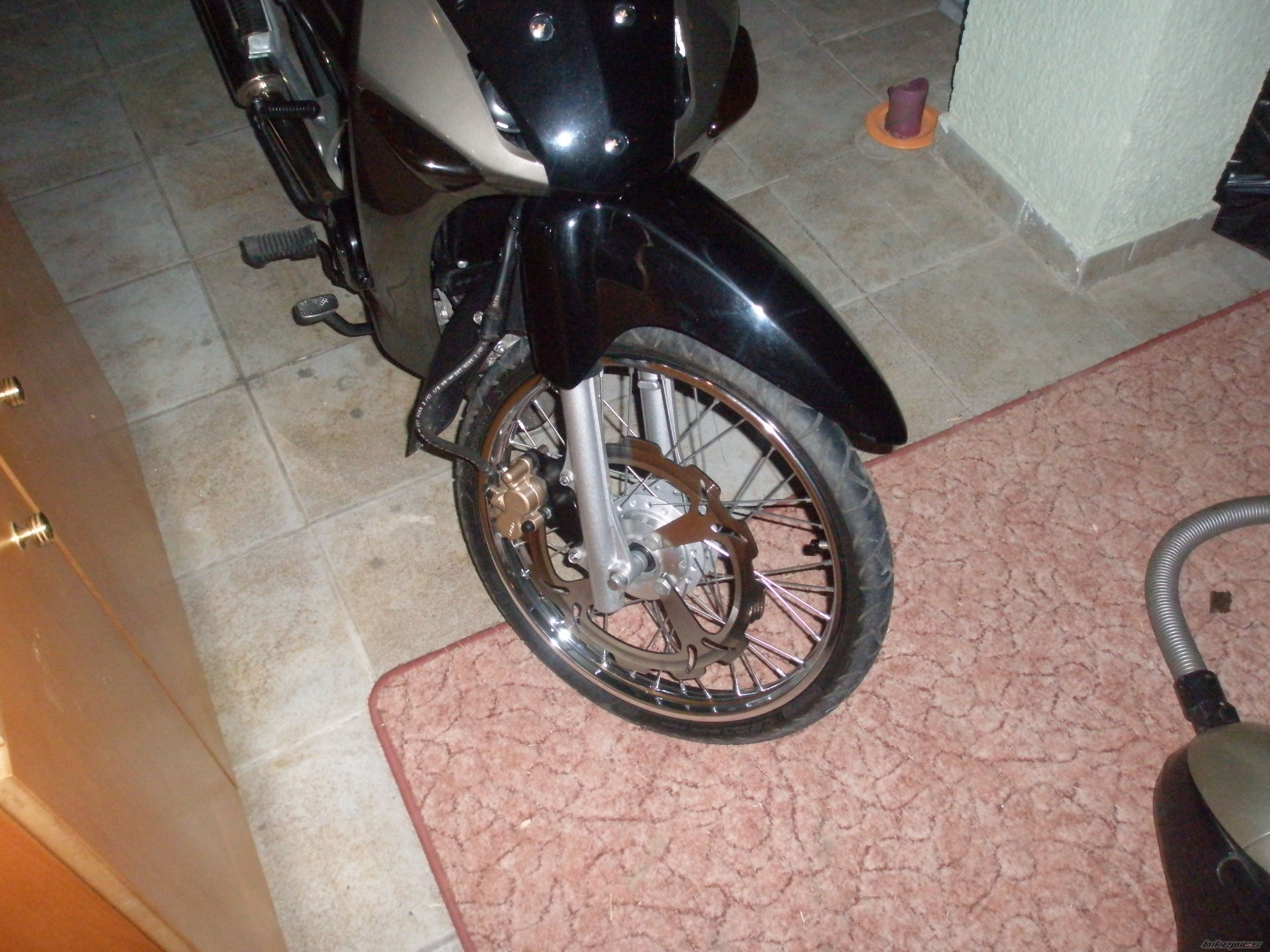 Photo 1448216