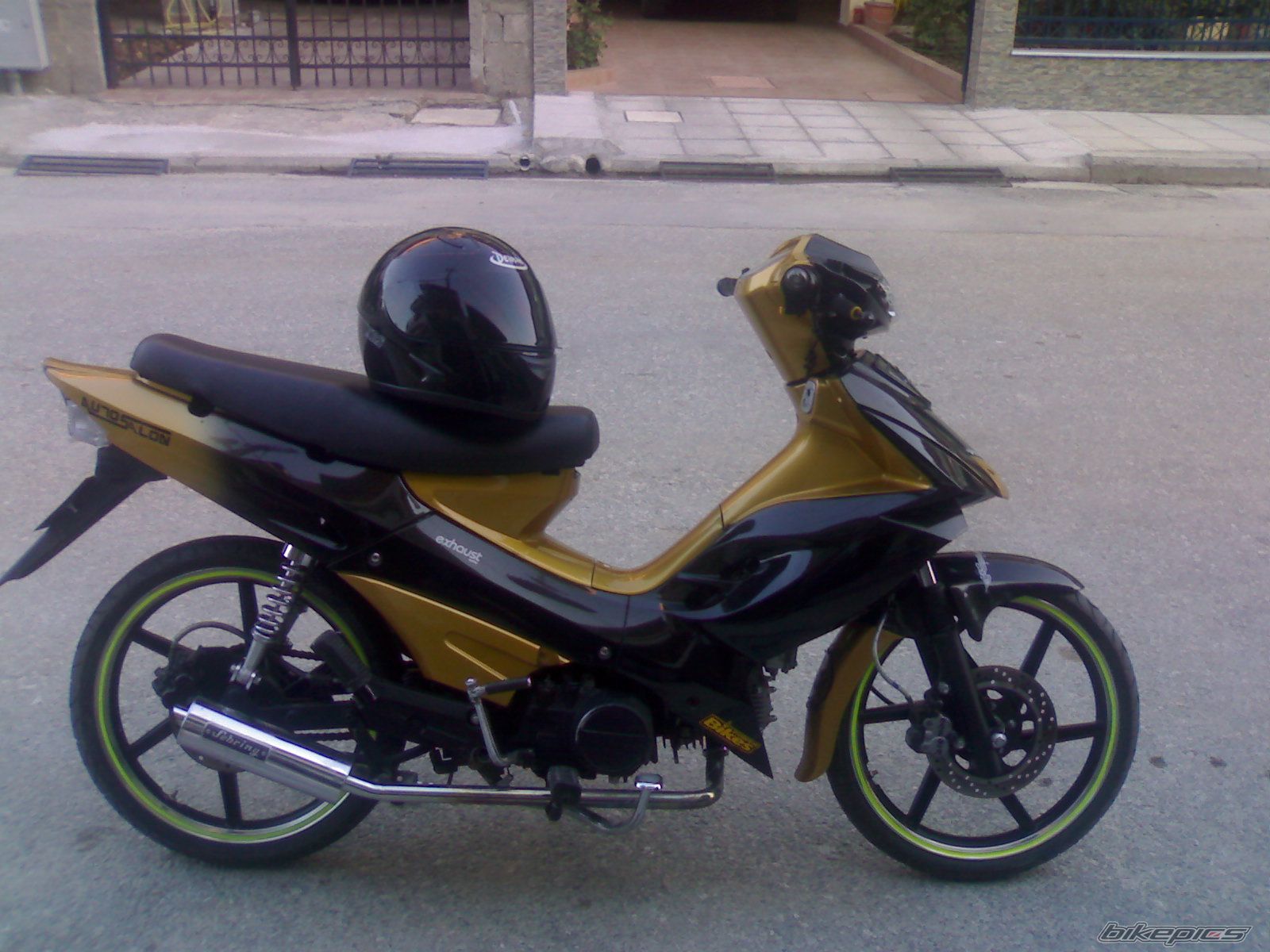 Photo 1448321