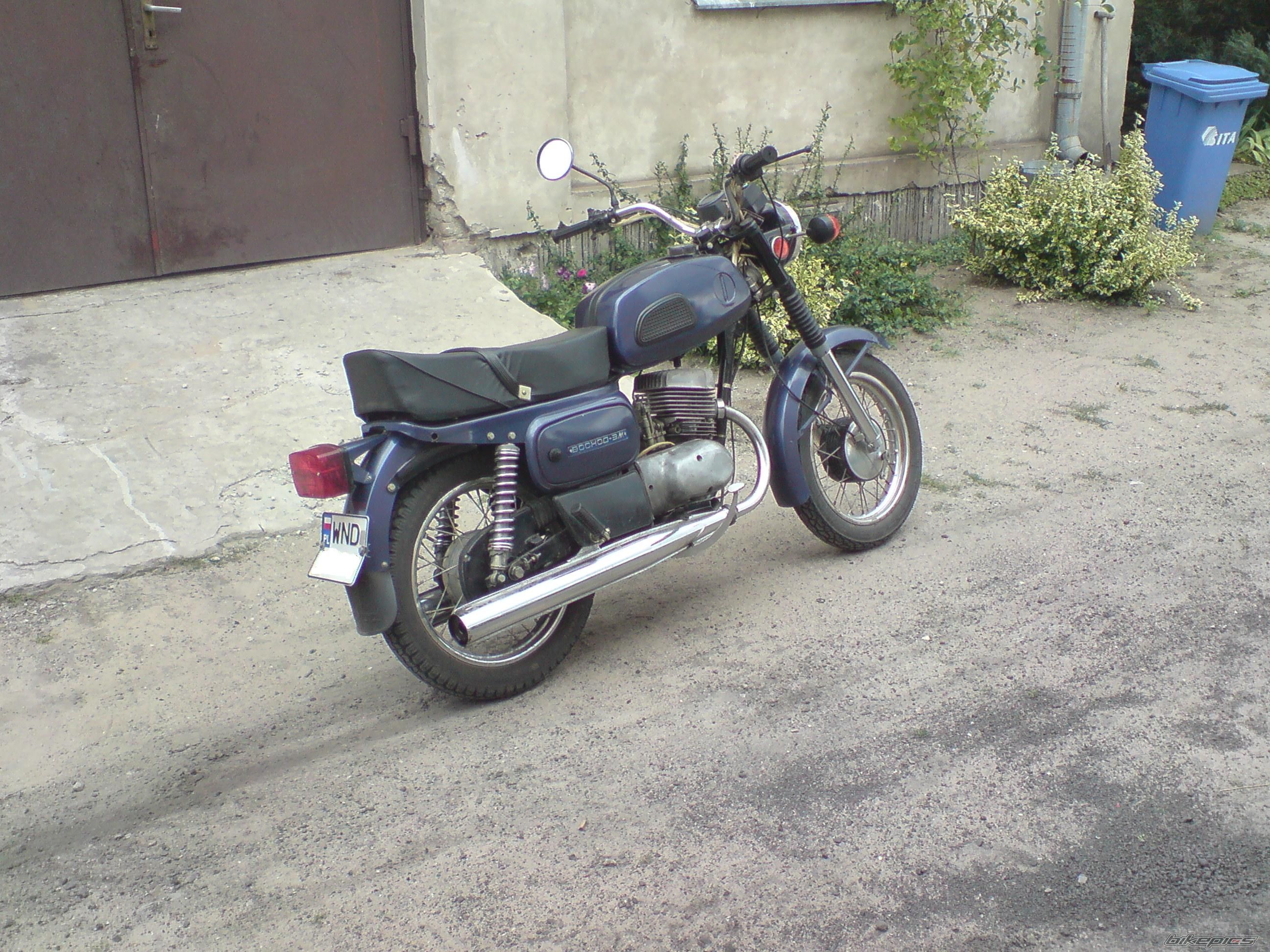 Photo 1448836