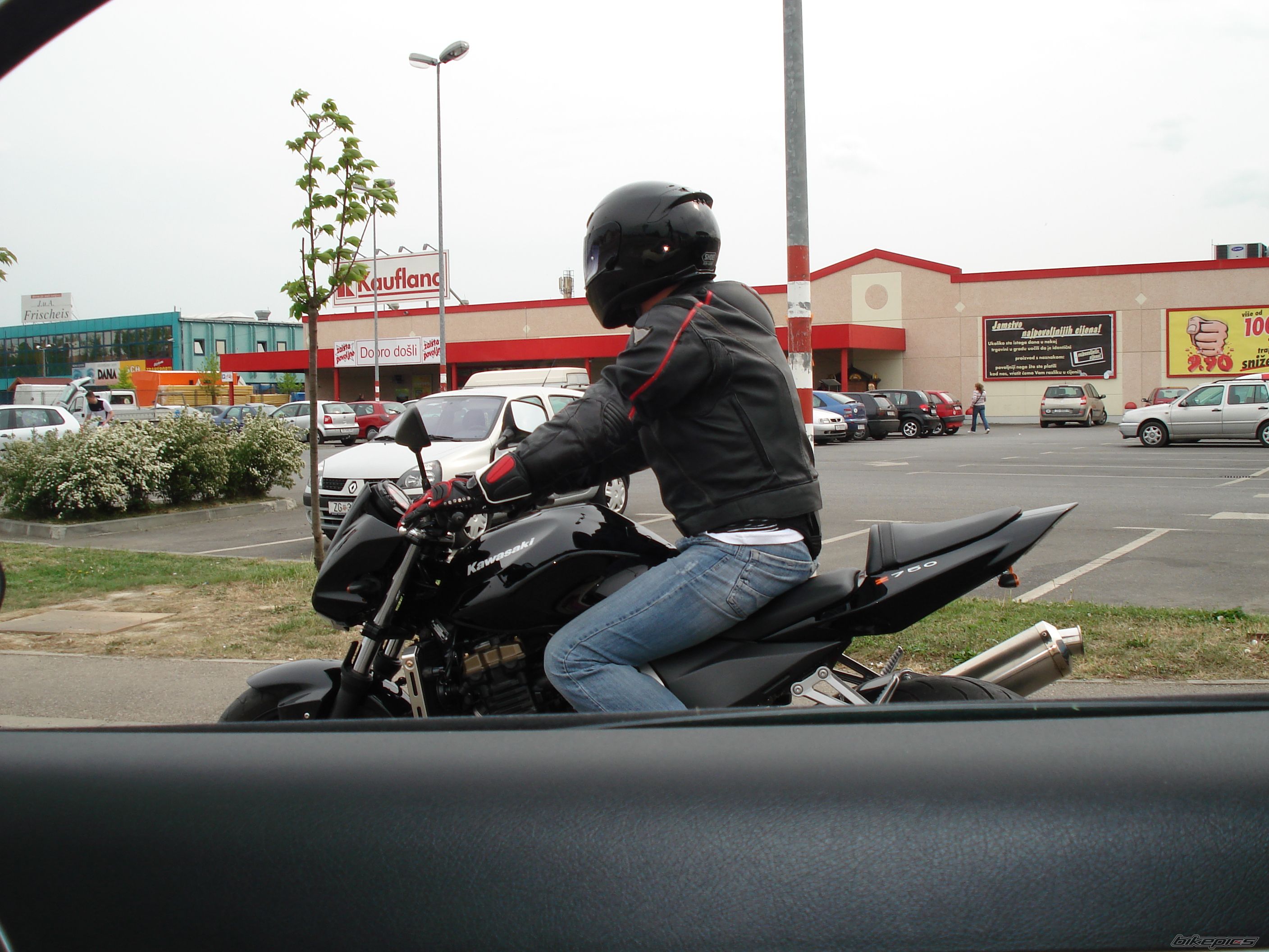Photo 1448898