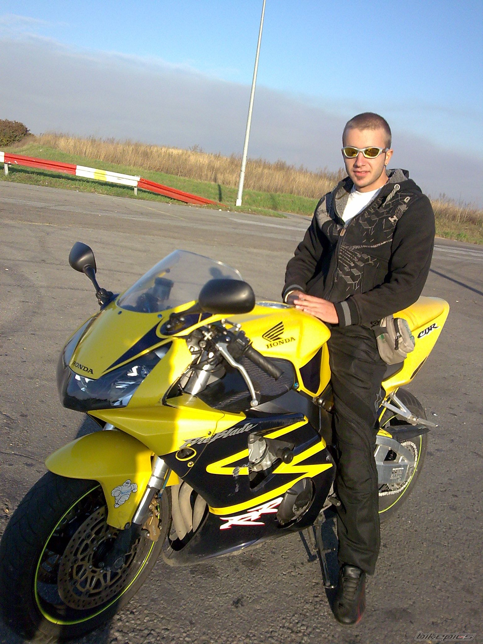 Bike Photo 1449042