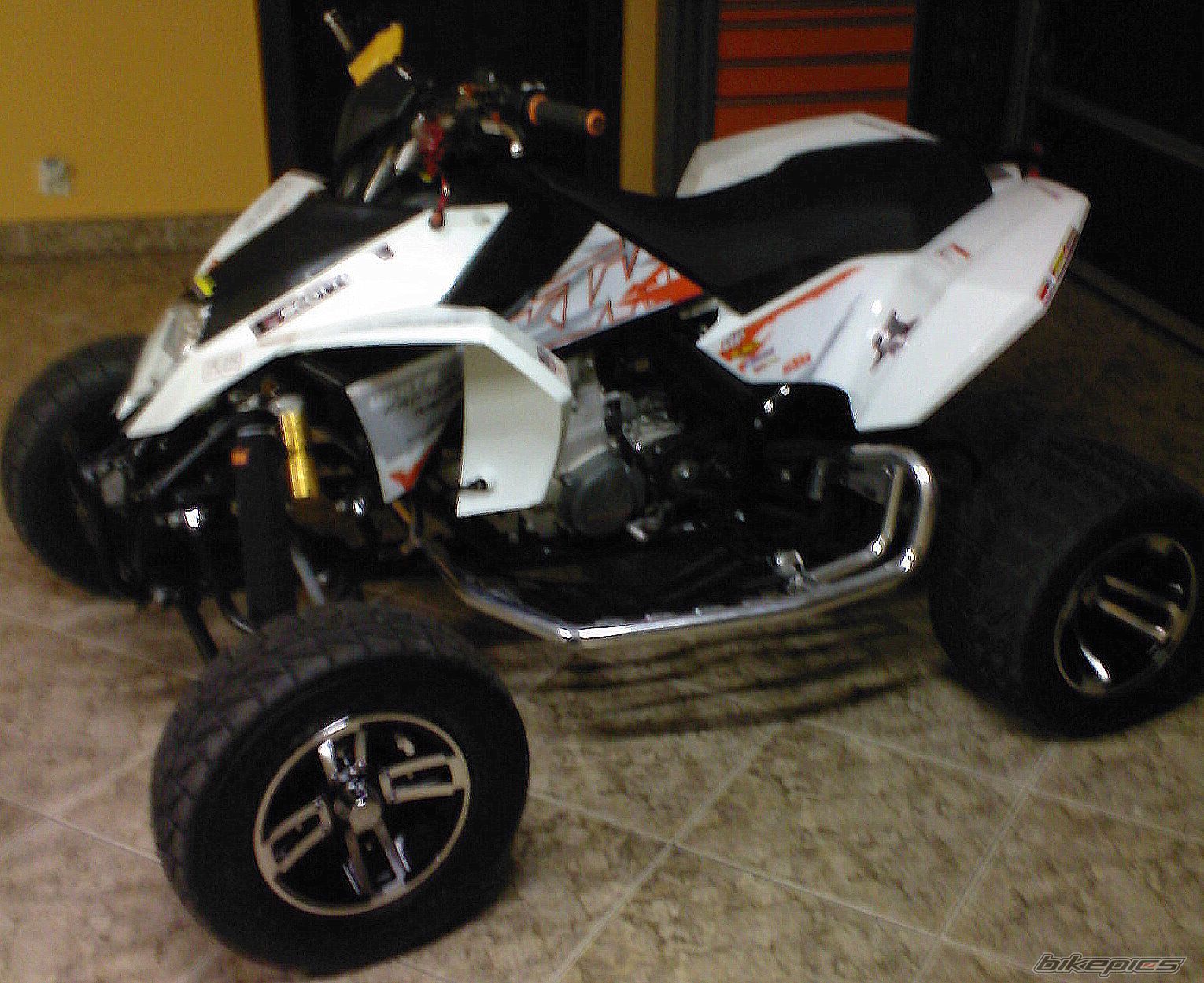 Photo 1449329