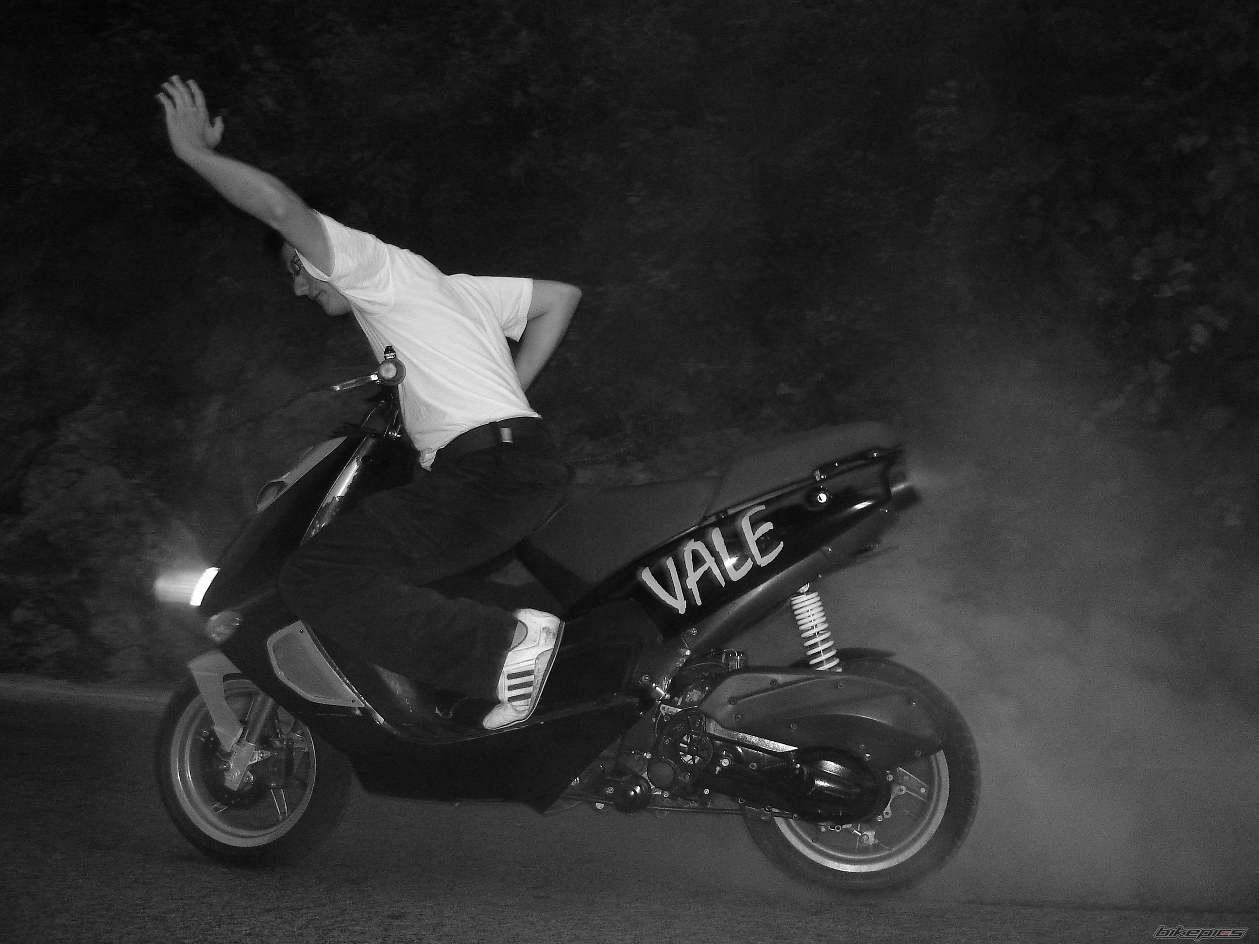Photo 1449339