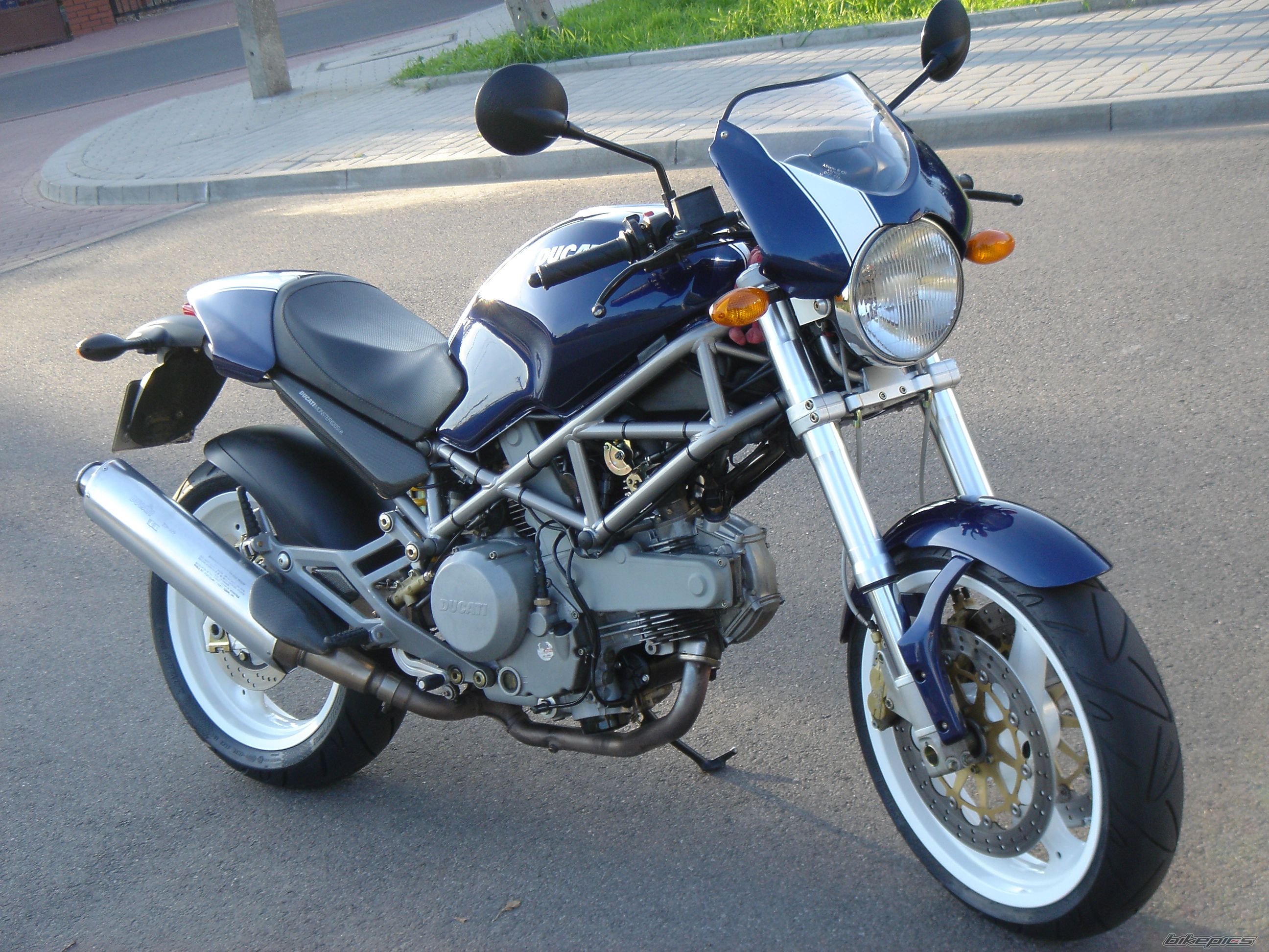 Photo 1449415
