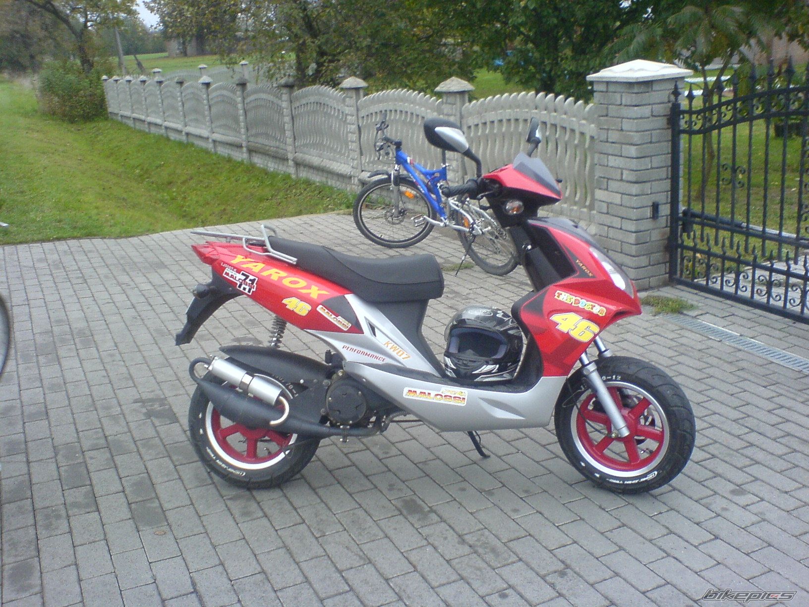 Photo 1449652