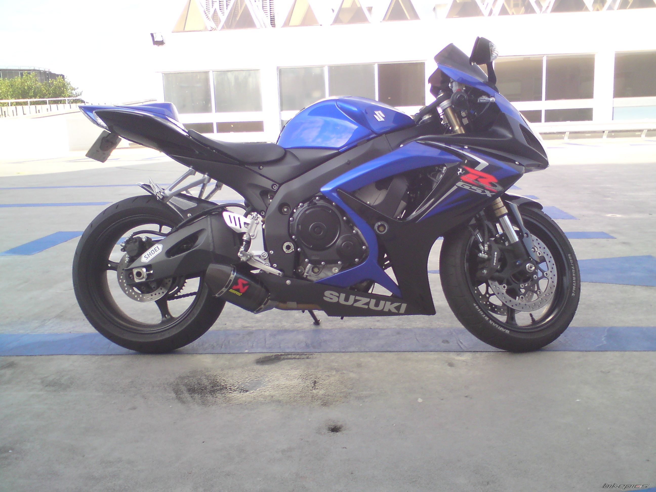 Photo 1449688