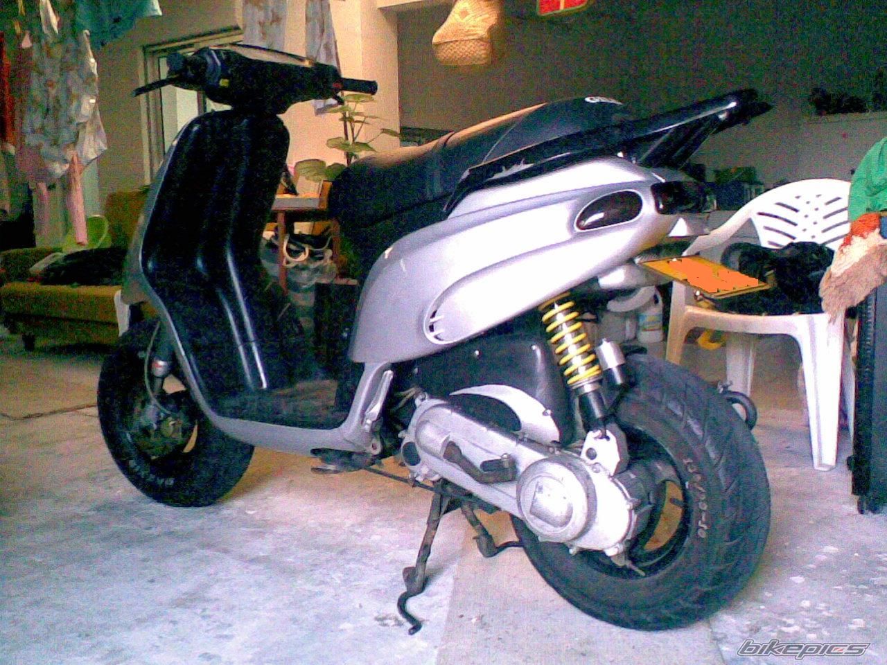 Photo 1449713