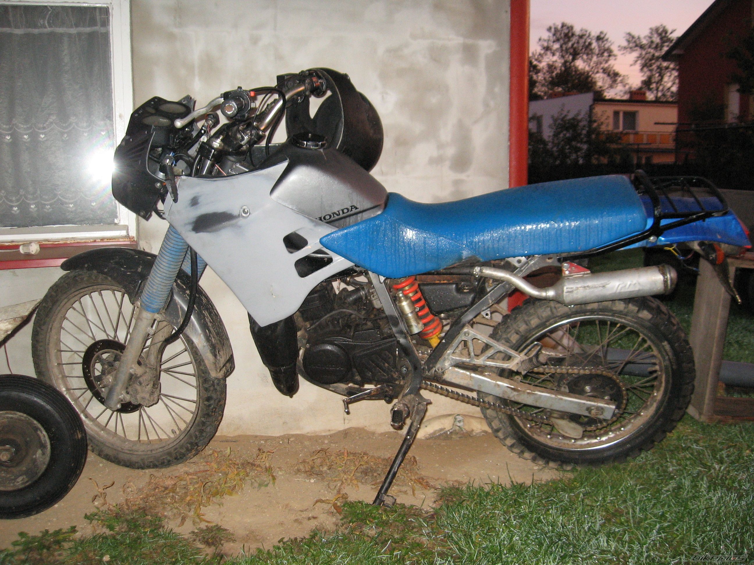 Photo 1449835