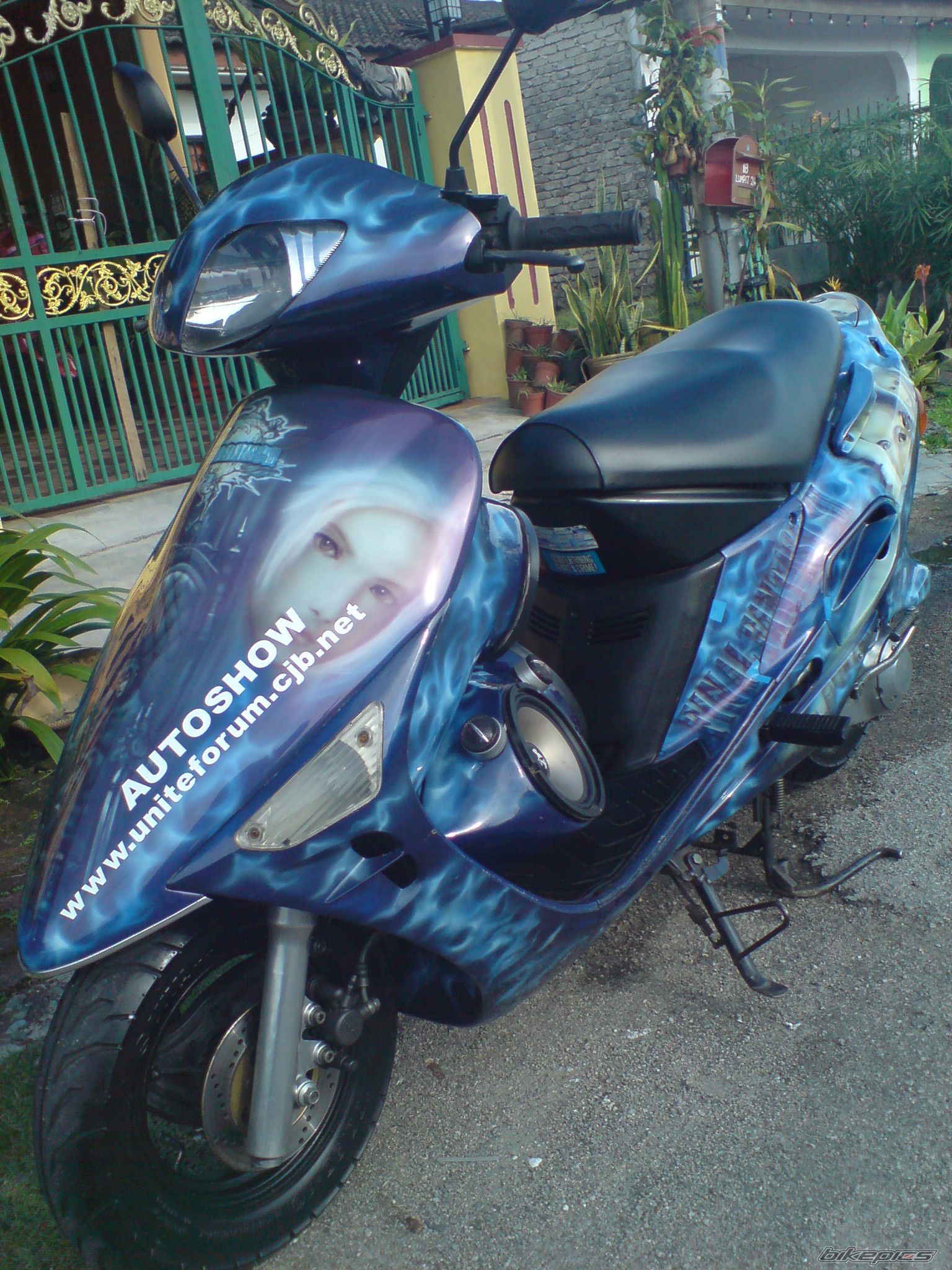 Photo 1449838