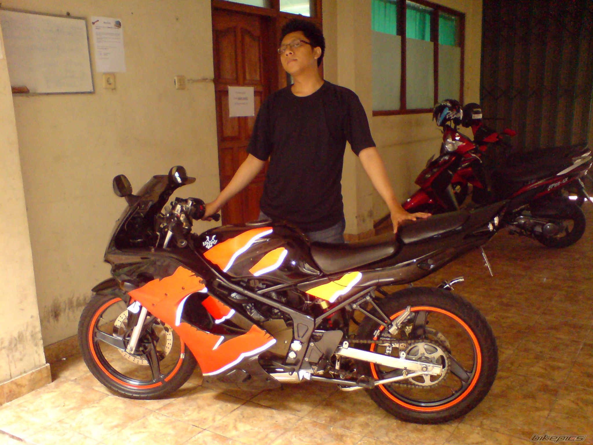 Photo 1450963