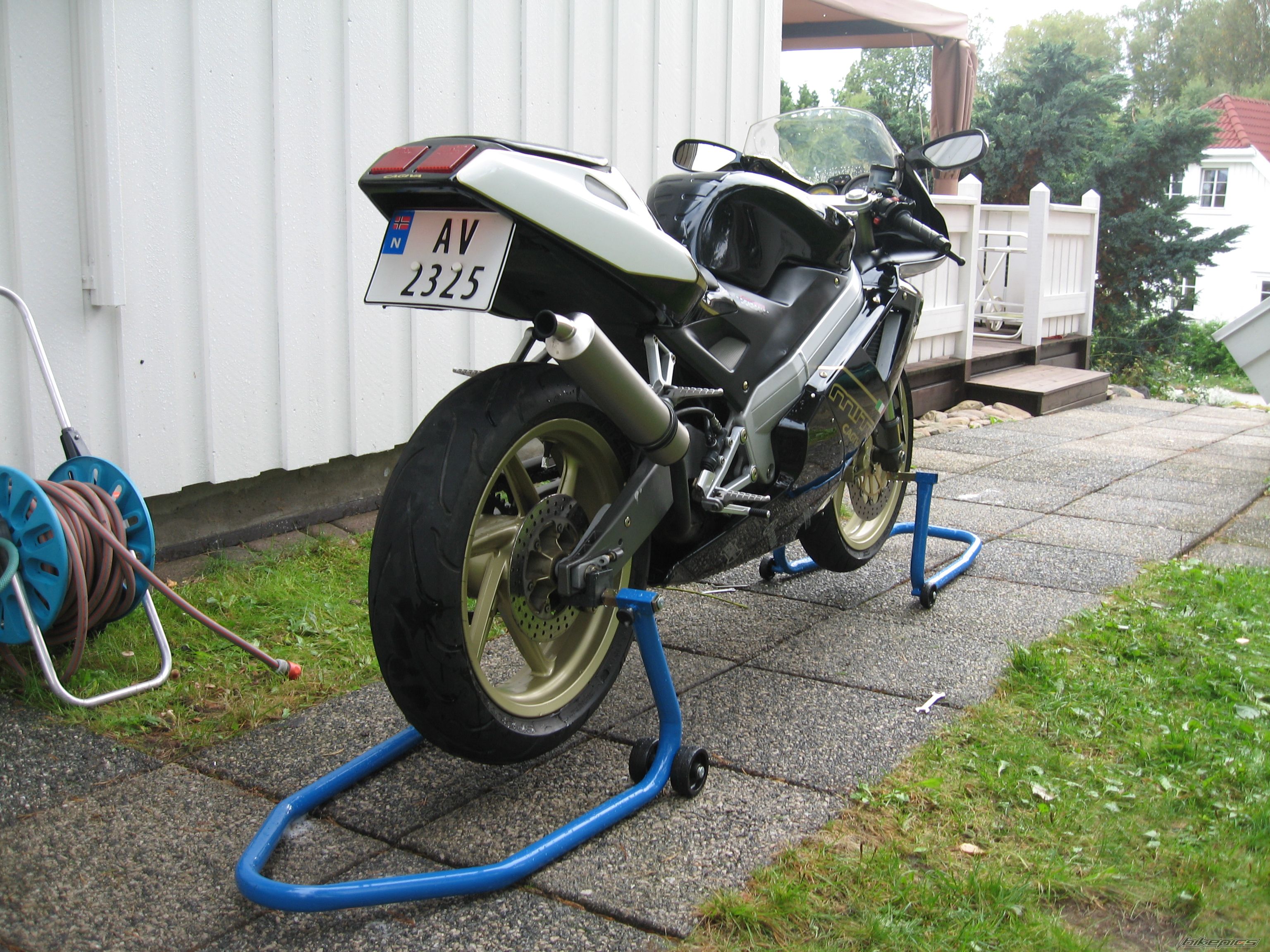 Photo 1451262
