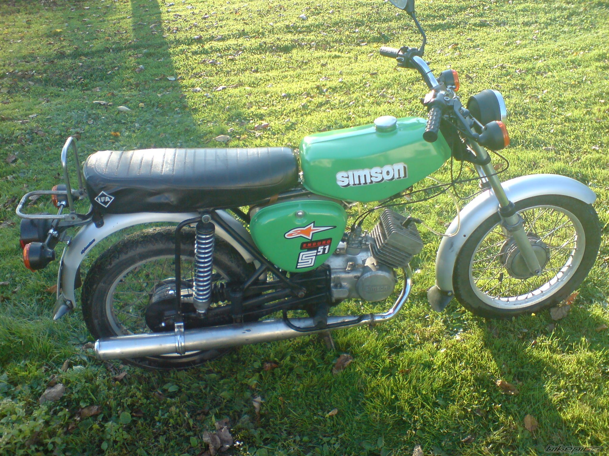 Photo 1451390