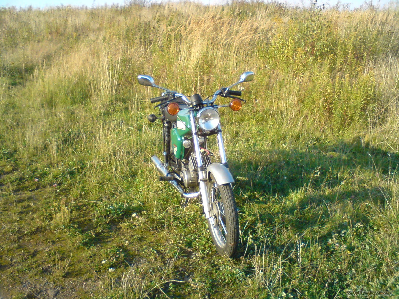 Photo 1451414