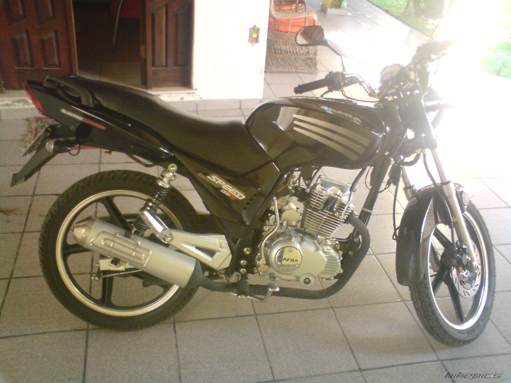 Photo 1451653