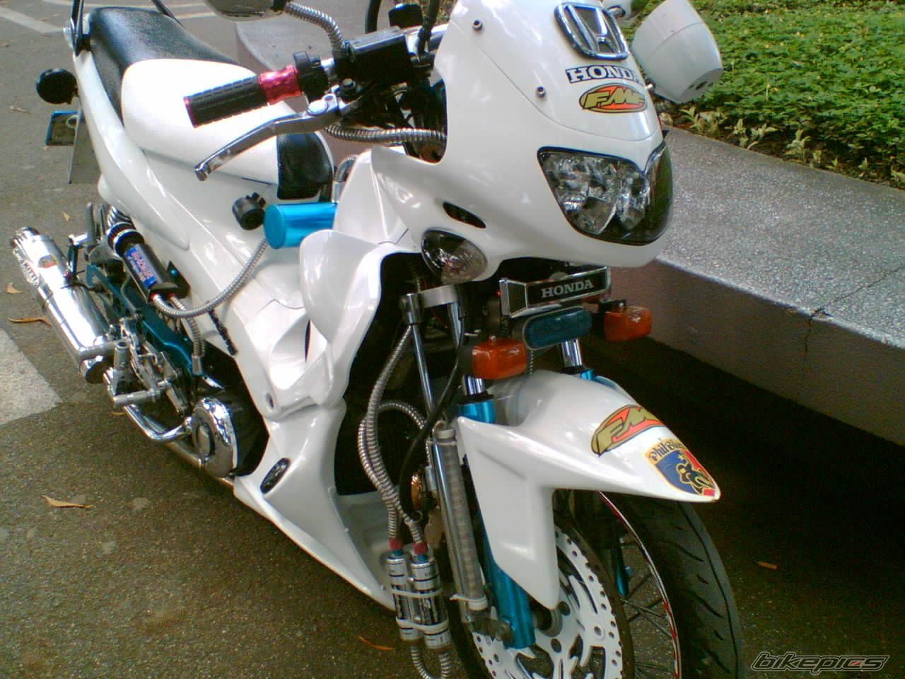 Photo 1451802