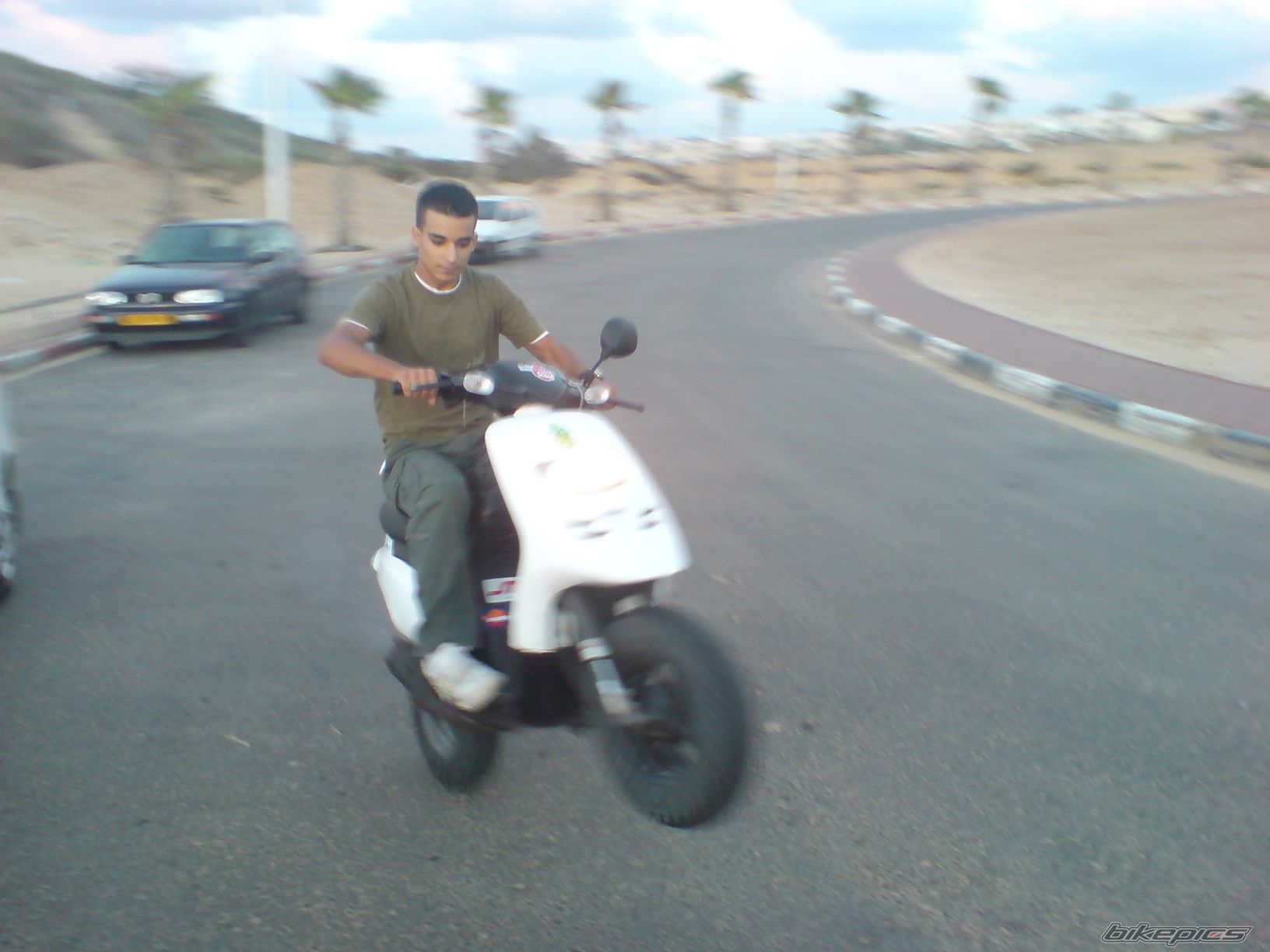 Bike Photo 1451878